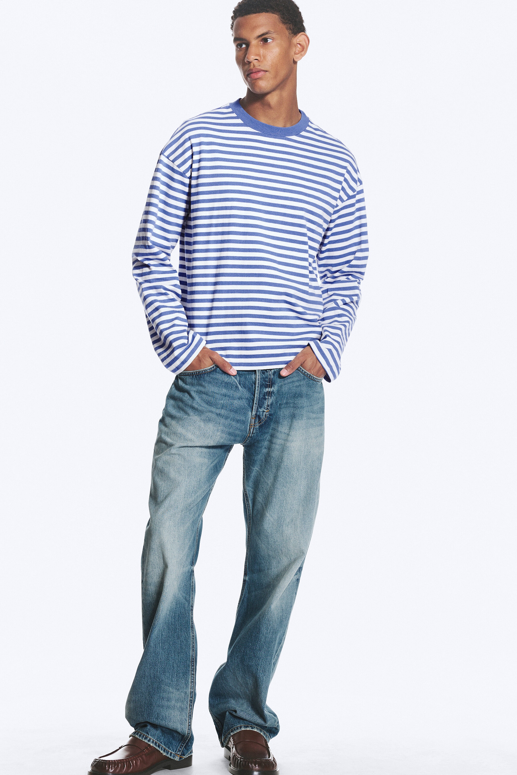 Blue & White Stripe - Loose Boxy Long-Sleeved T-shirt - 2