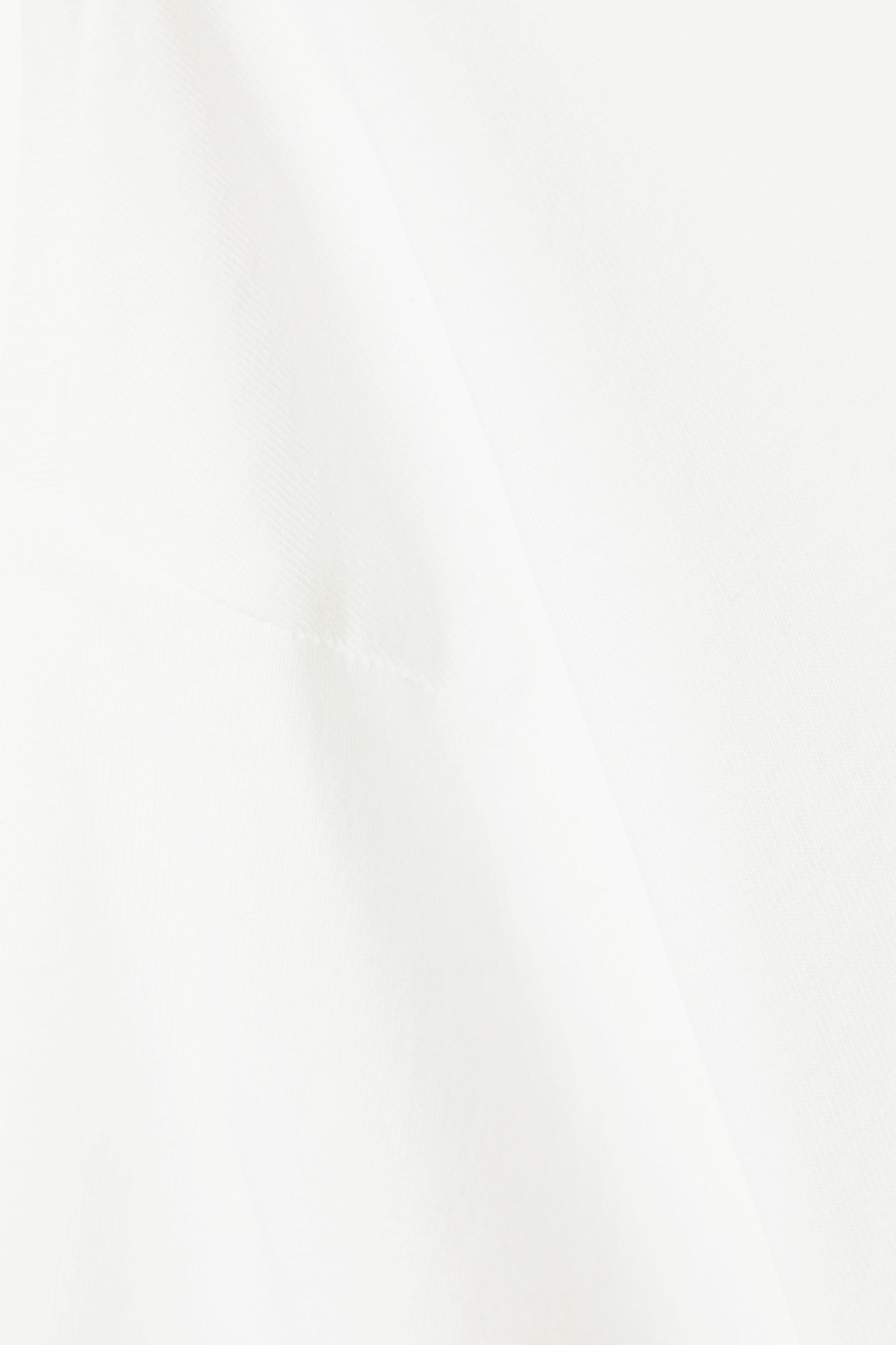 White - Oversized T-shirt - 4