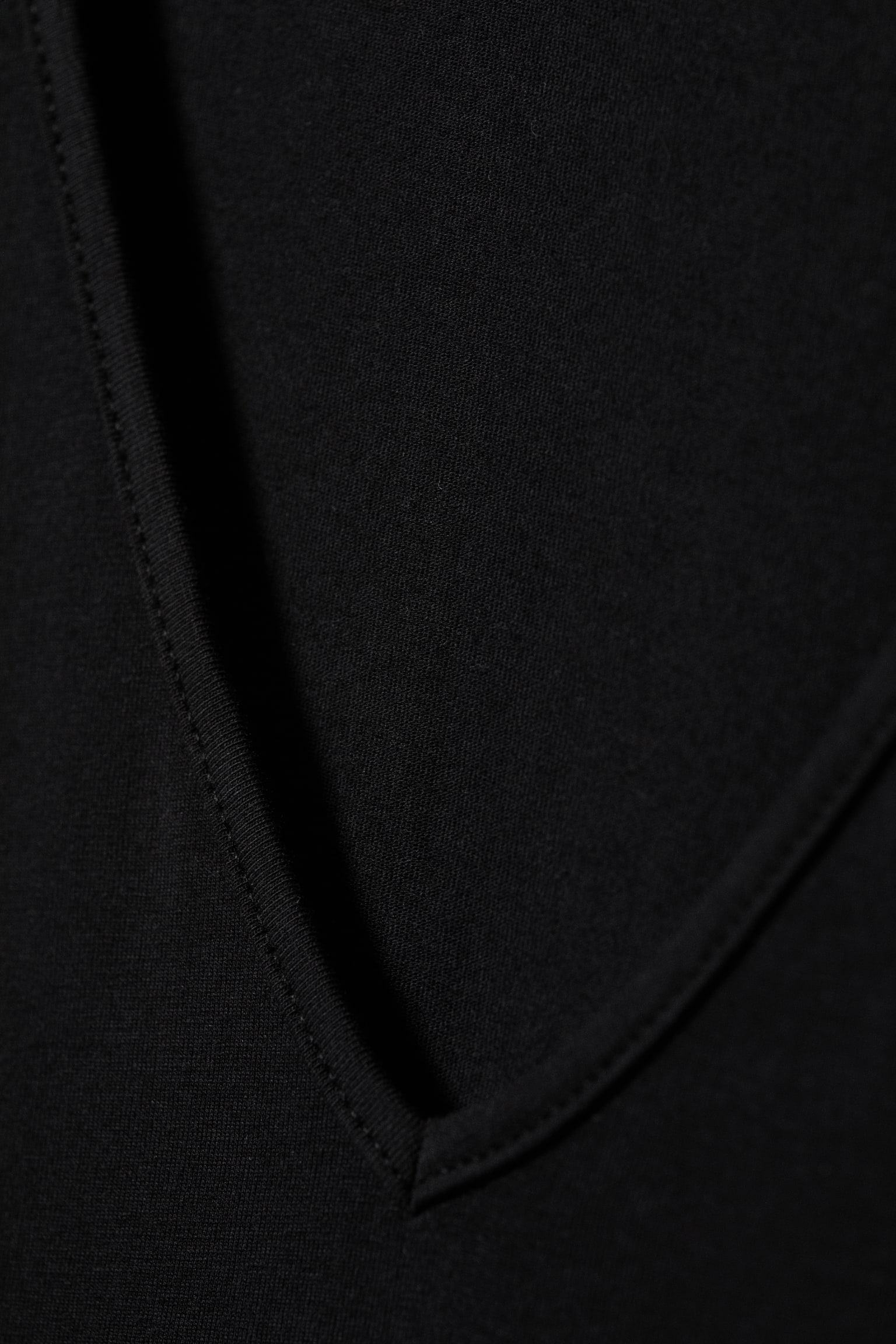 T-shirt z głębokim dekoltem w serek - Czarny/Kremowy/Zakurzony róż - 5