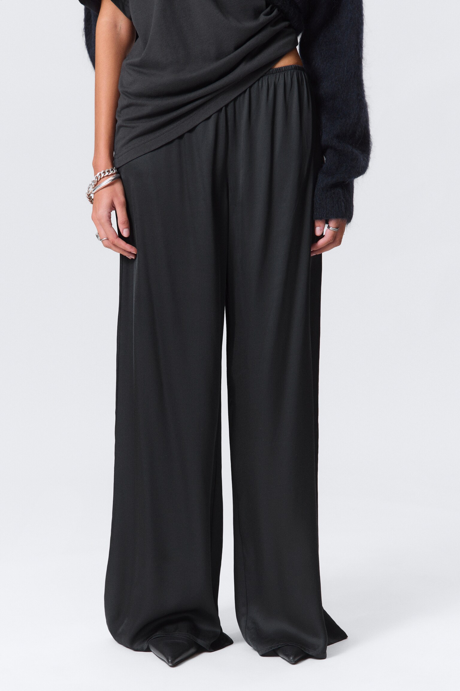 Draped Wide-Leg Satin Trousers - Dark Grey - 4