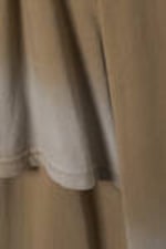 Dunkelbeige mit Fade-Effekt - Doppelt gefärbtes Oversized-Langarm-Top - 1