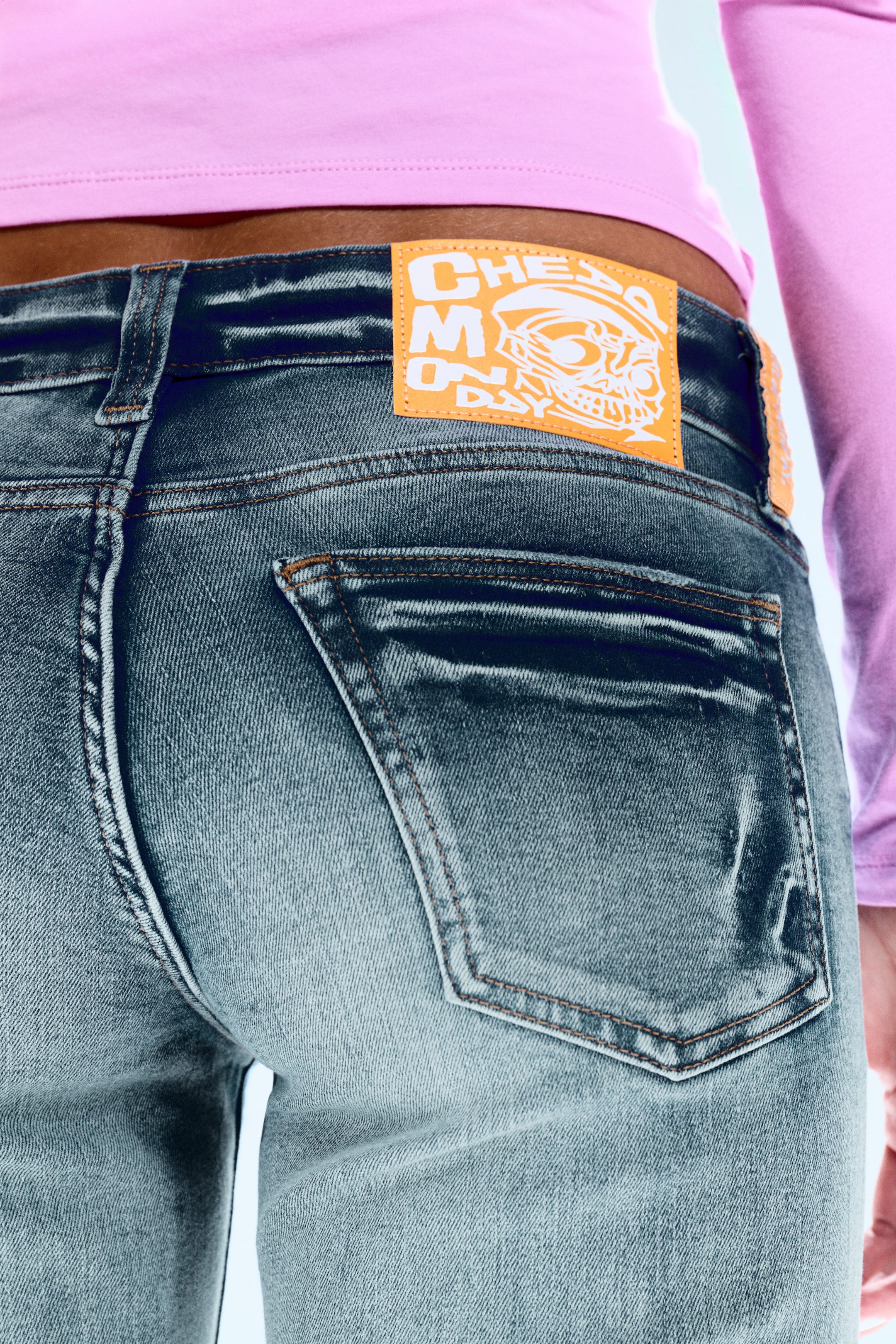 Blue Moon - Medium Blue - Booty Bei Low Rise Skinny Bootcut Jeans - 2