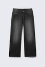 Undone Black - Svart - Messy Low Rise Regular Straight Jeans - 4