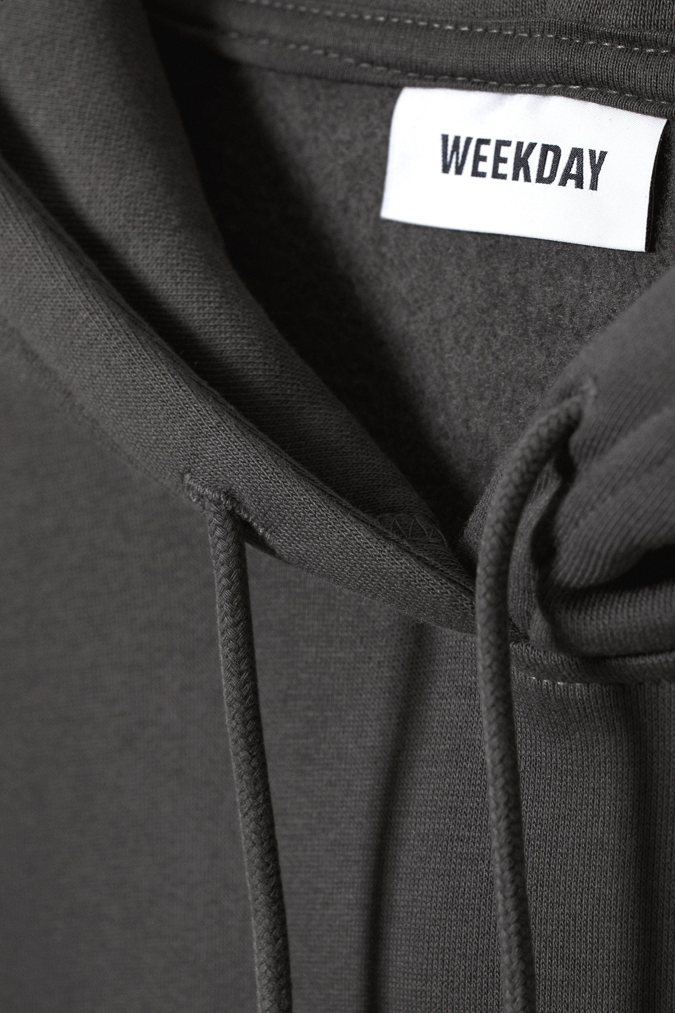 Visa större bild: Relaxed Heavyweight Hoodie - Off-black - HERR | H&M SE 2