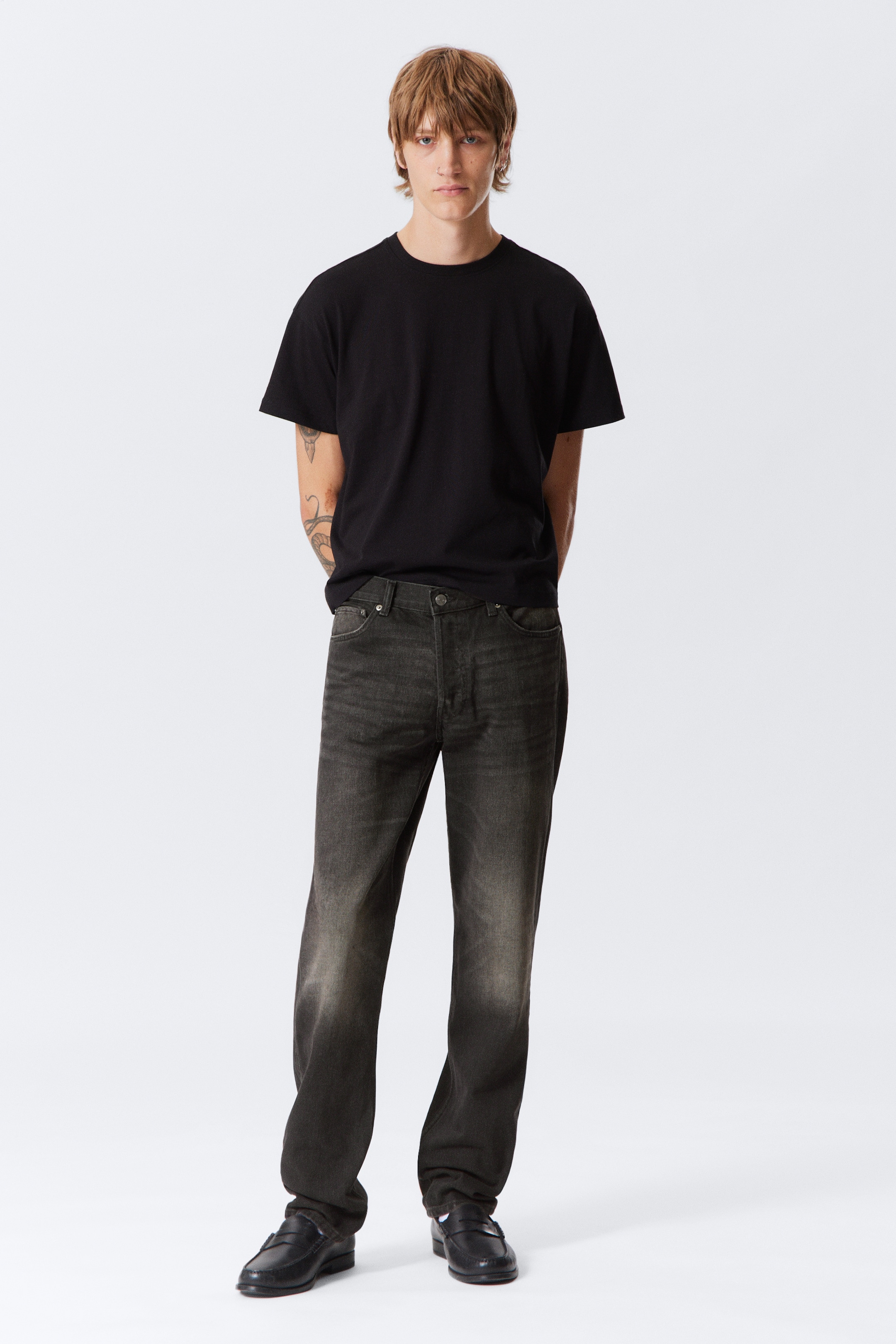 Vezi imaginea mai mare: Klean Regular Straight Leg Jeans - Deep Night - Black - BĂRBAŢI | H&M RO 1