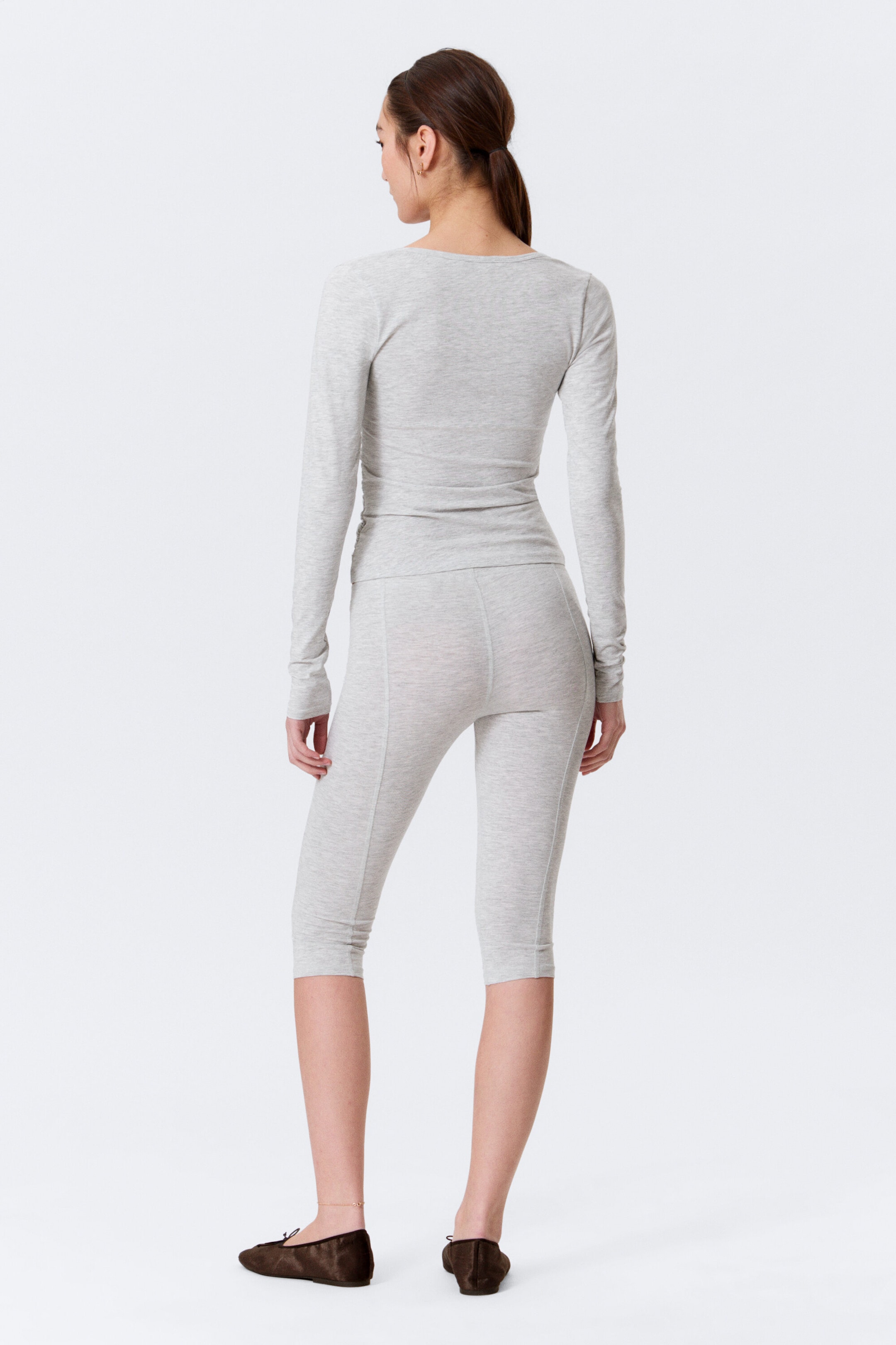 Ljus gråmelerad - BELLE B RYNKAD V-RINGAD CARDIGAN - 2