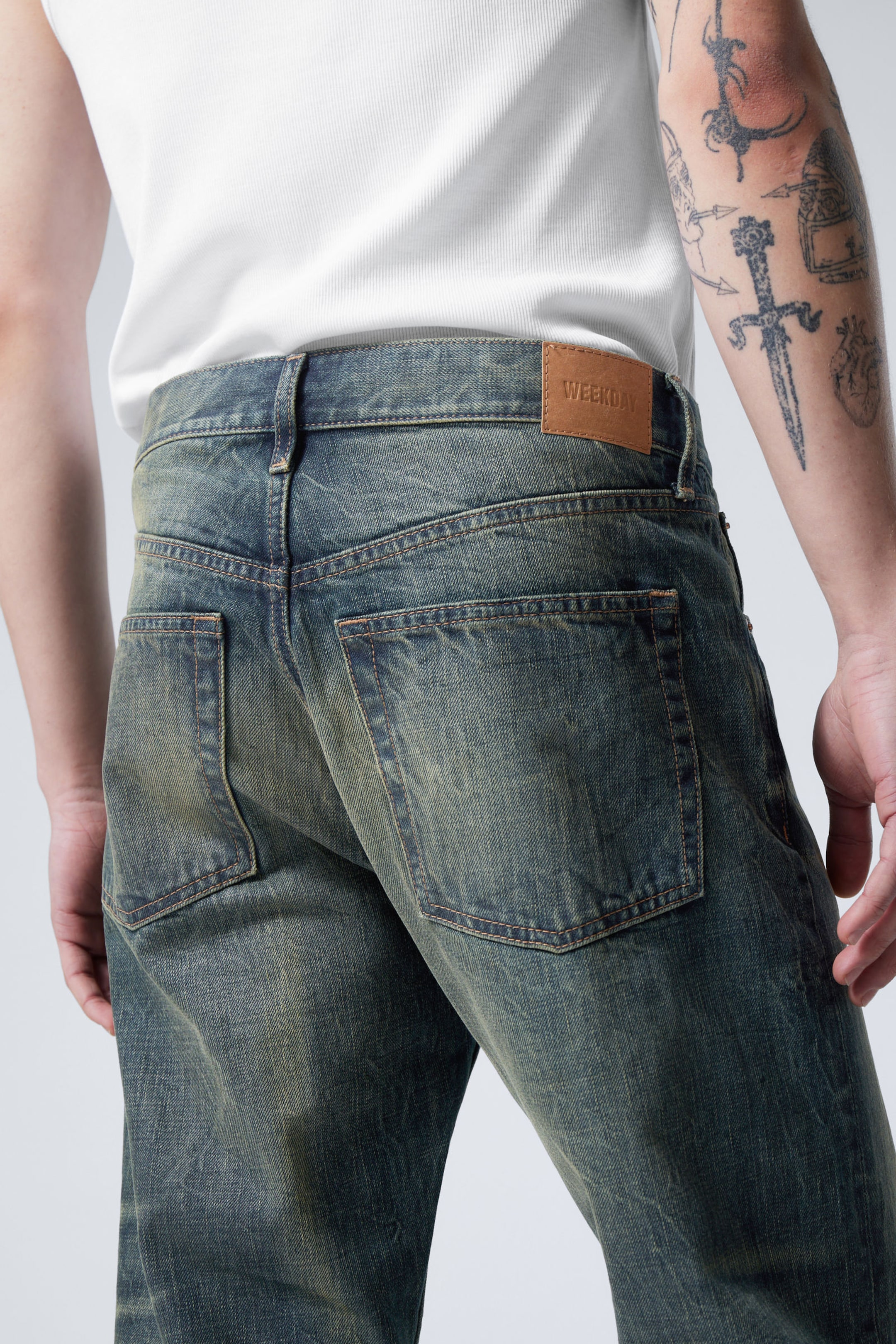 Carson Blue - Mittelblau - Orbit Mid Waist Regular Straight Leg Jeans - 7