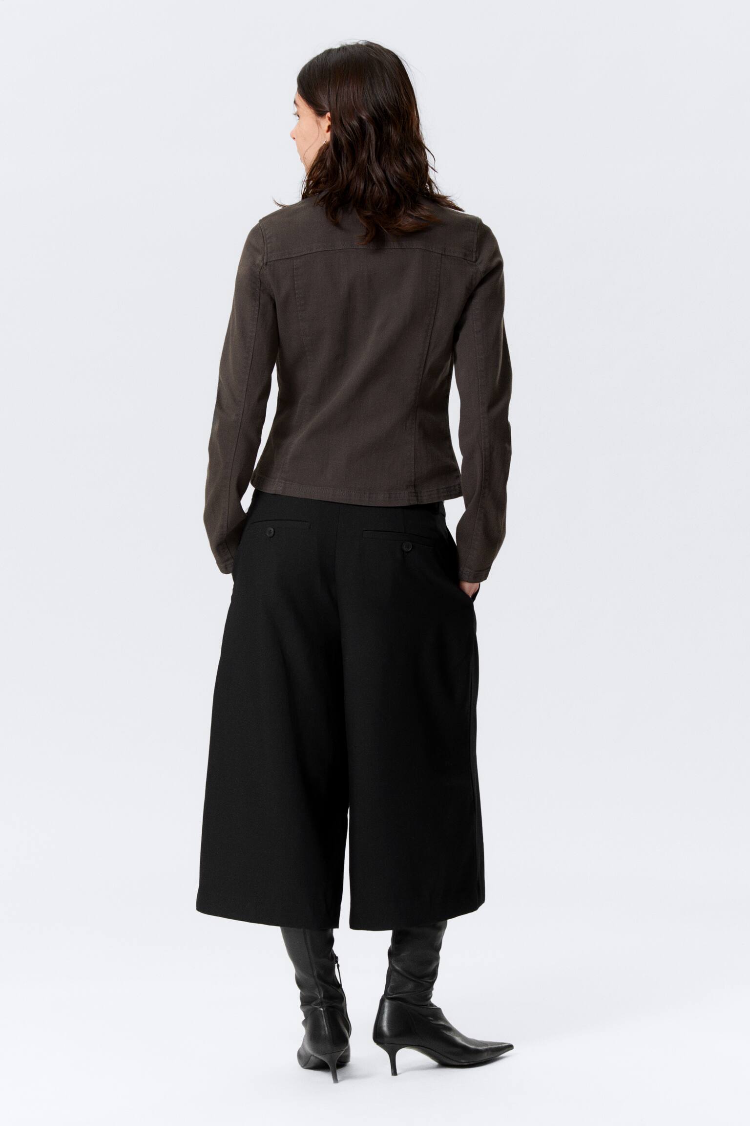 GENEVIEVE KARCSÚ, STRUKTURÁLT PAMUT KABÁT - Sötétszürke/Sötétszürke - 3