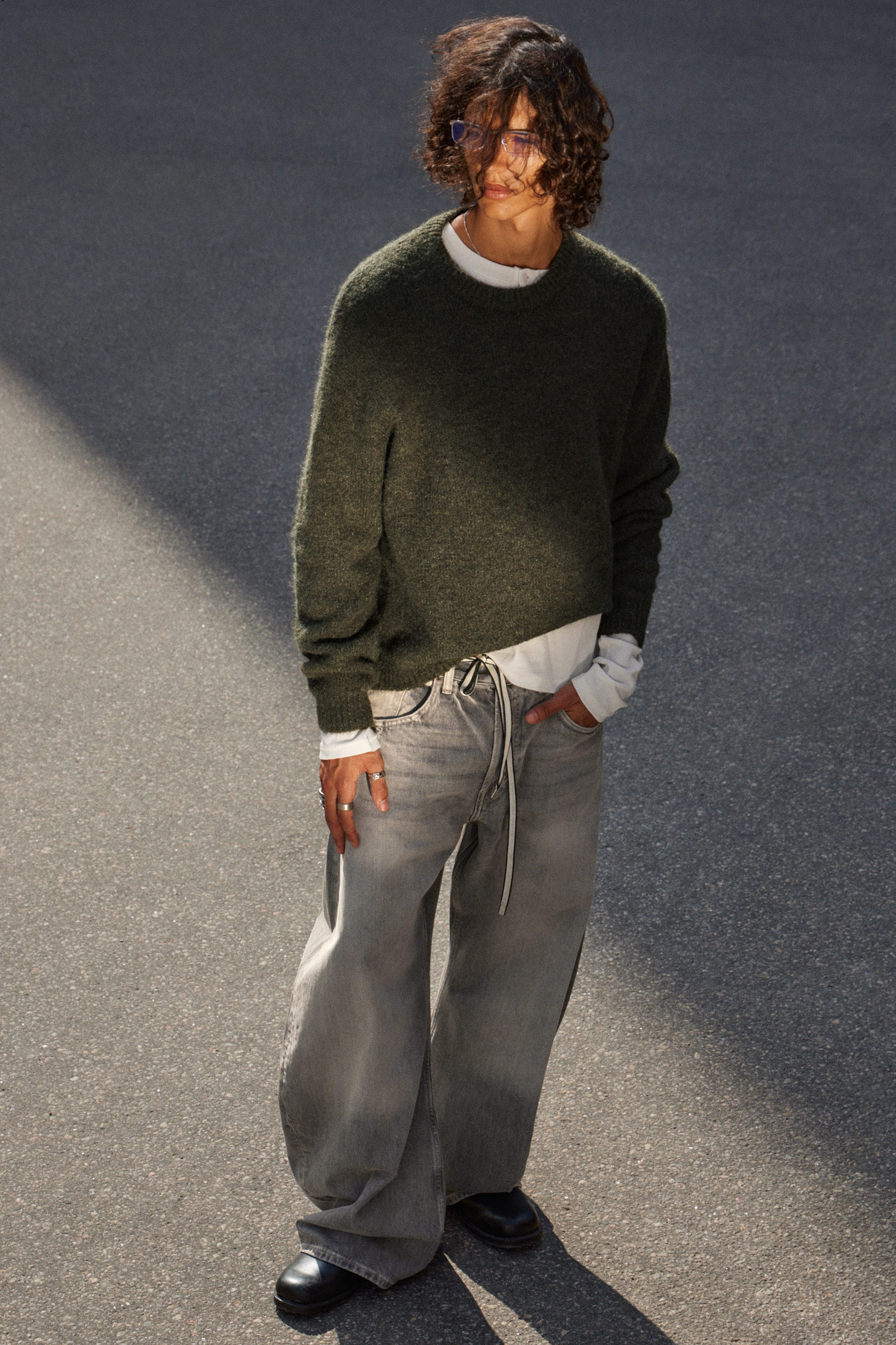 Dunkelgrün - Strickpullover aus einer Wollmischung - 2
