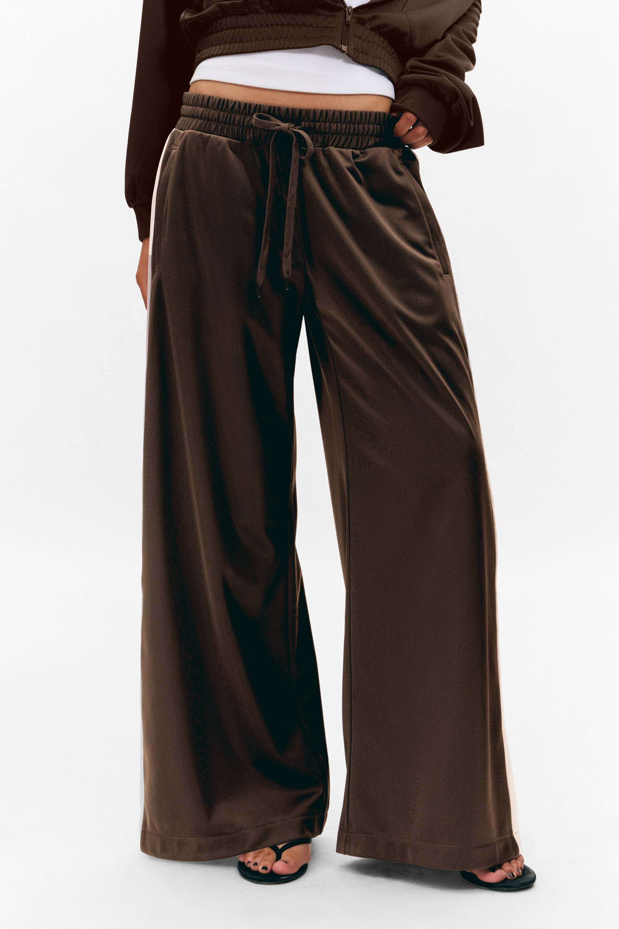 【MODERNIF】Direc Banding Long Slacks 27658258_57455613_1000.jpg