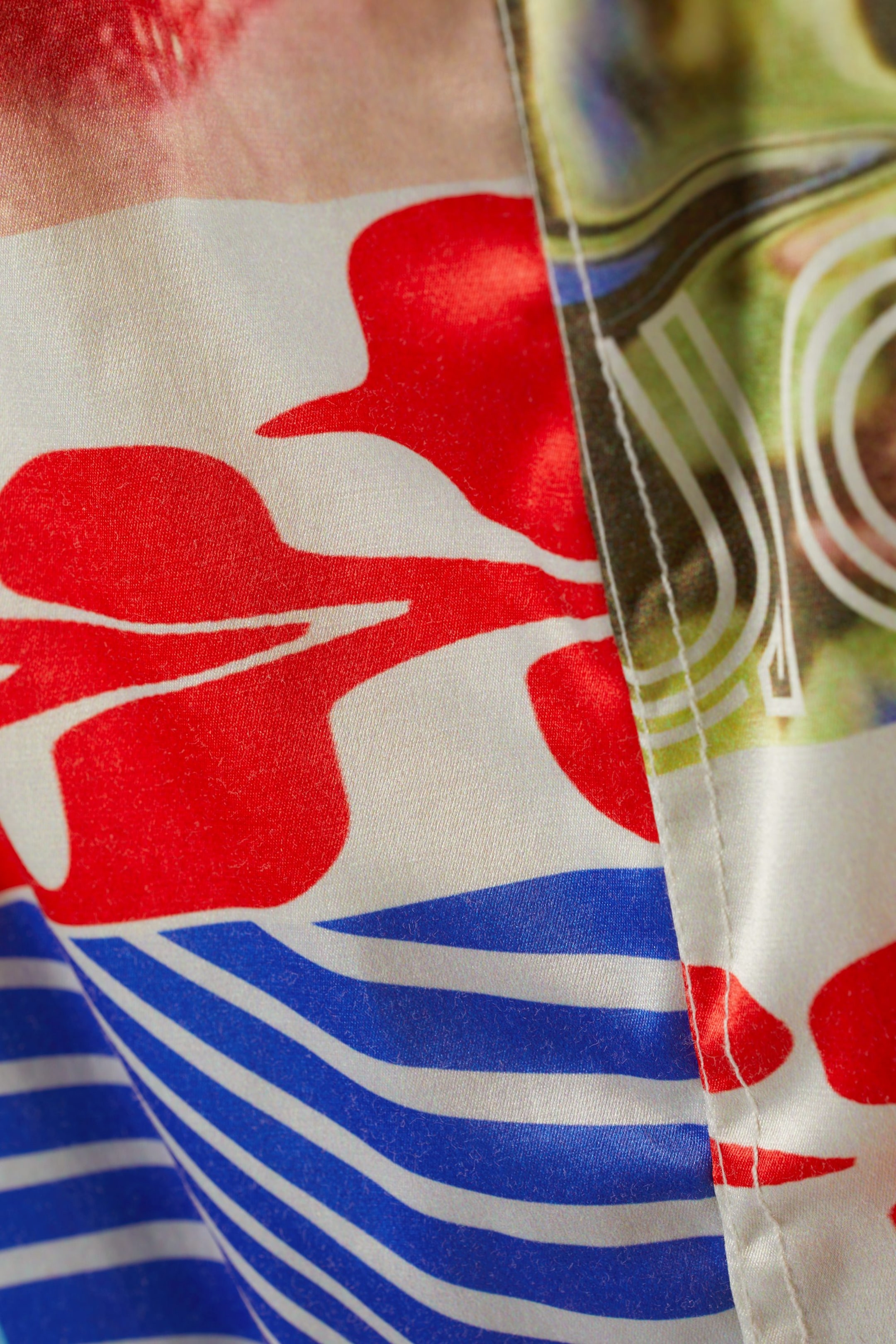 Grafikprint/Hype - Bedruckte Hose Lily - 2
