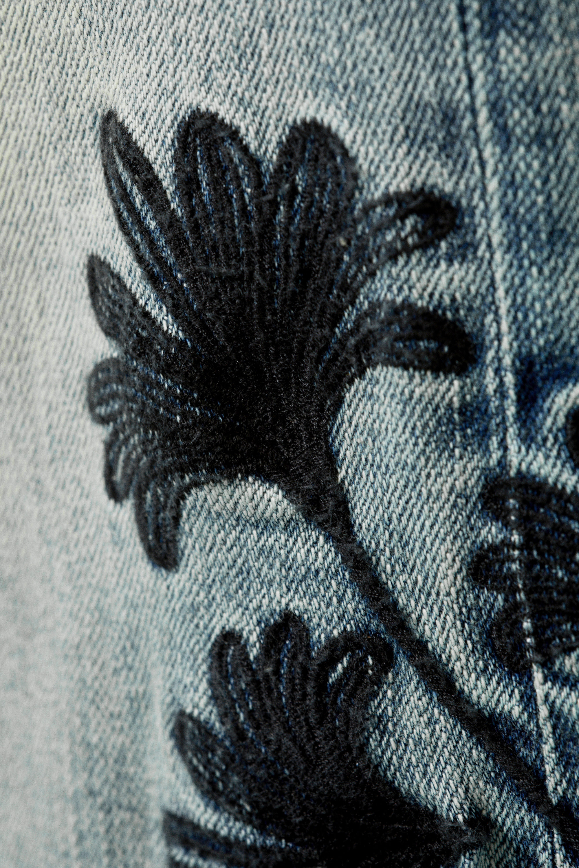 Perseus Blue - Mittelblau - Low-Waist-Jeans mit Bootcut - 5