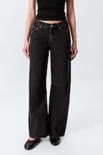 Noir affiné - Jean large et ample taille basse - 1