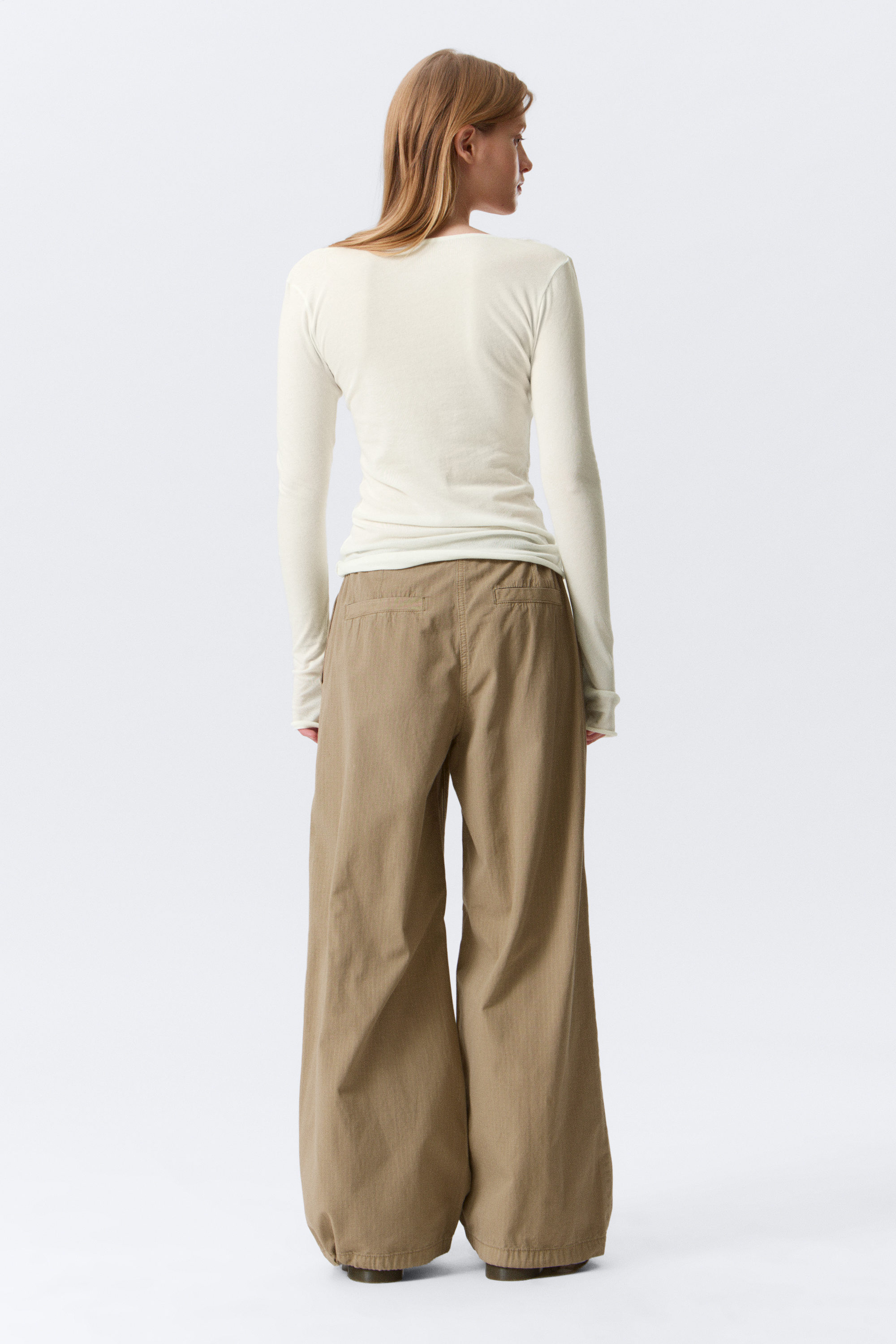 White - Plunging V-neck Long-Sleeved Top - 2