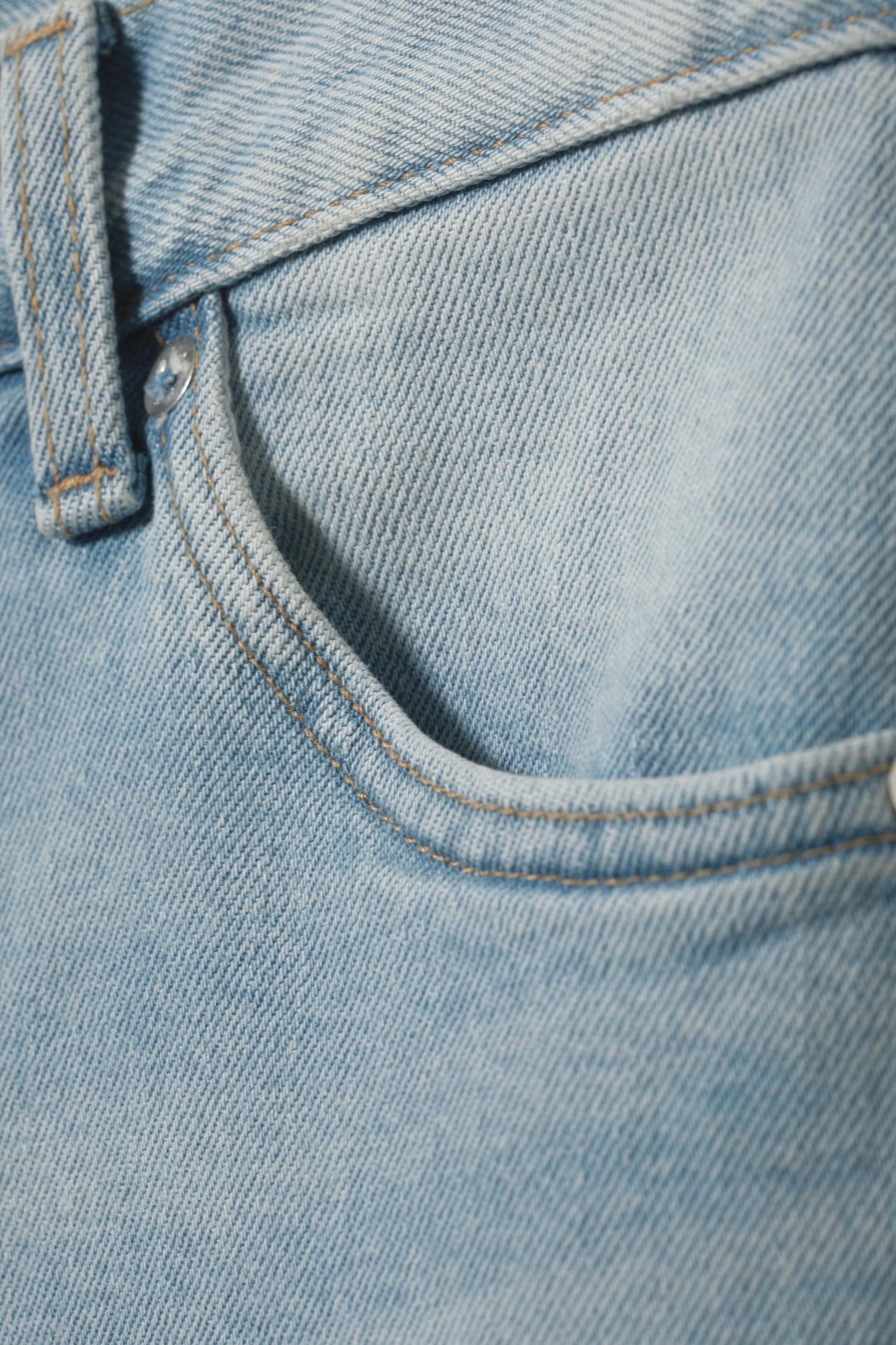Light verona blue - Sunday Mid Rise Slim Tapered Jeans - 2