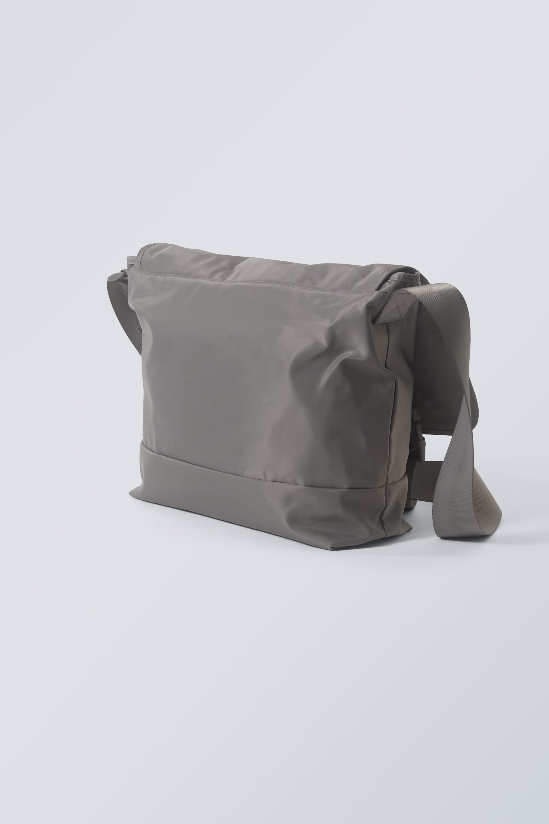 Grey - Messenger Bag - 2
