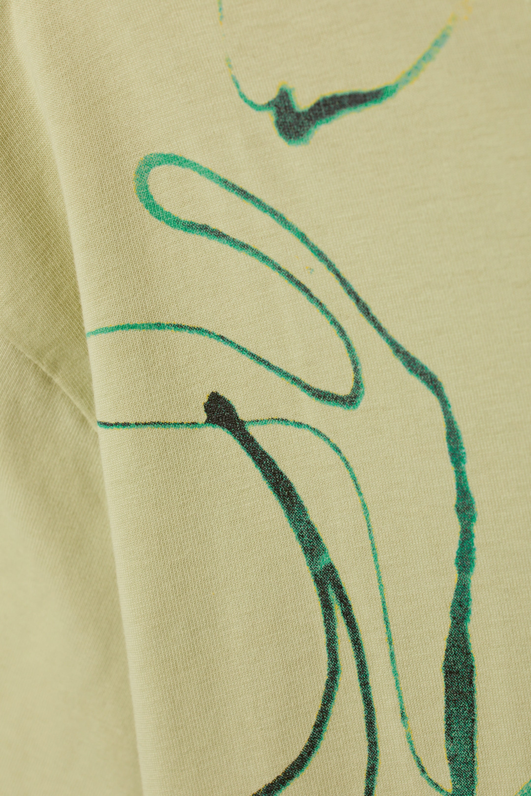 Airbrushed - Oversized Graphic Printed T-shirt - 1
