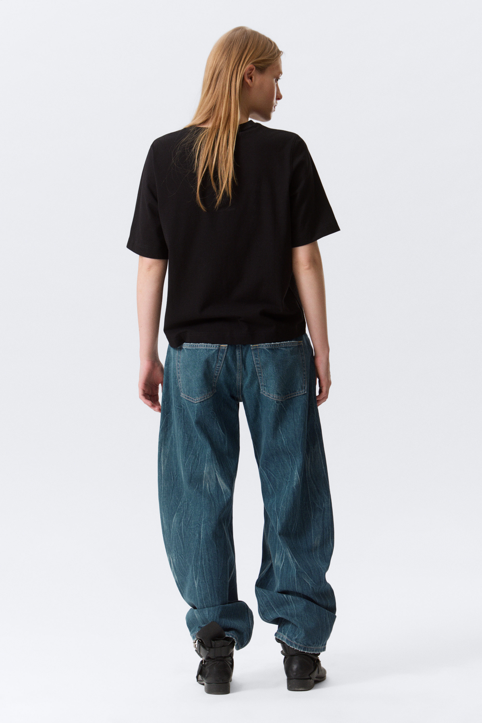 Black - Perfect Boxy T-shirt - 5