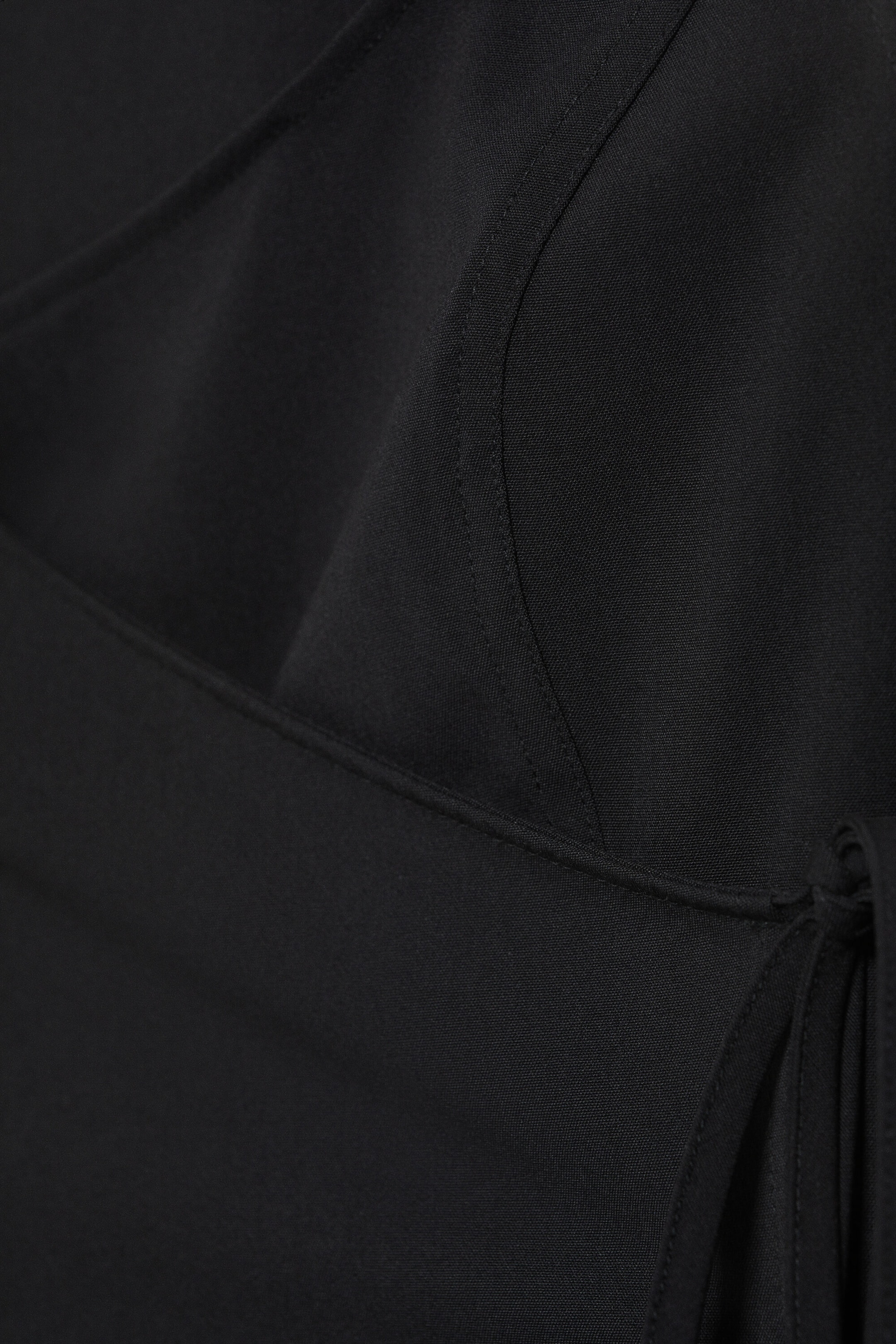 Zwart - Asymmetrische top met wikkelbandjes - 5