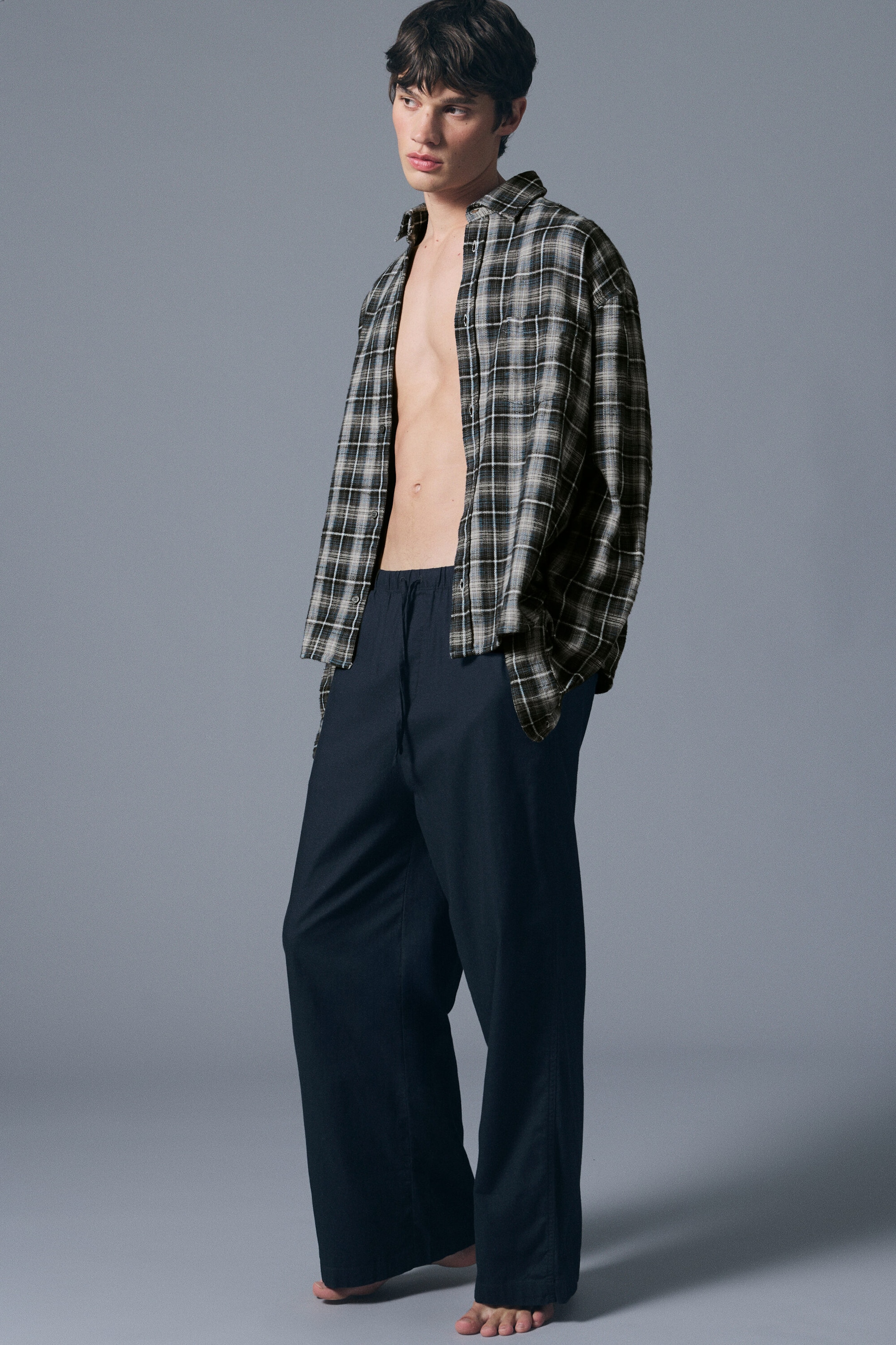 Dunkelblau - Entspannte Pyjamahose aus Flanell