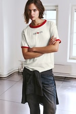Beige & Rouge - T-shirt à finitions contrastantes Home Alone - 0