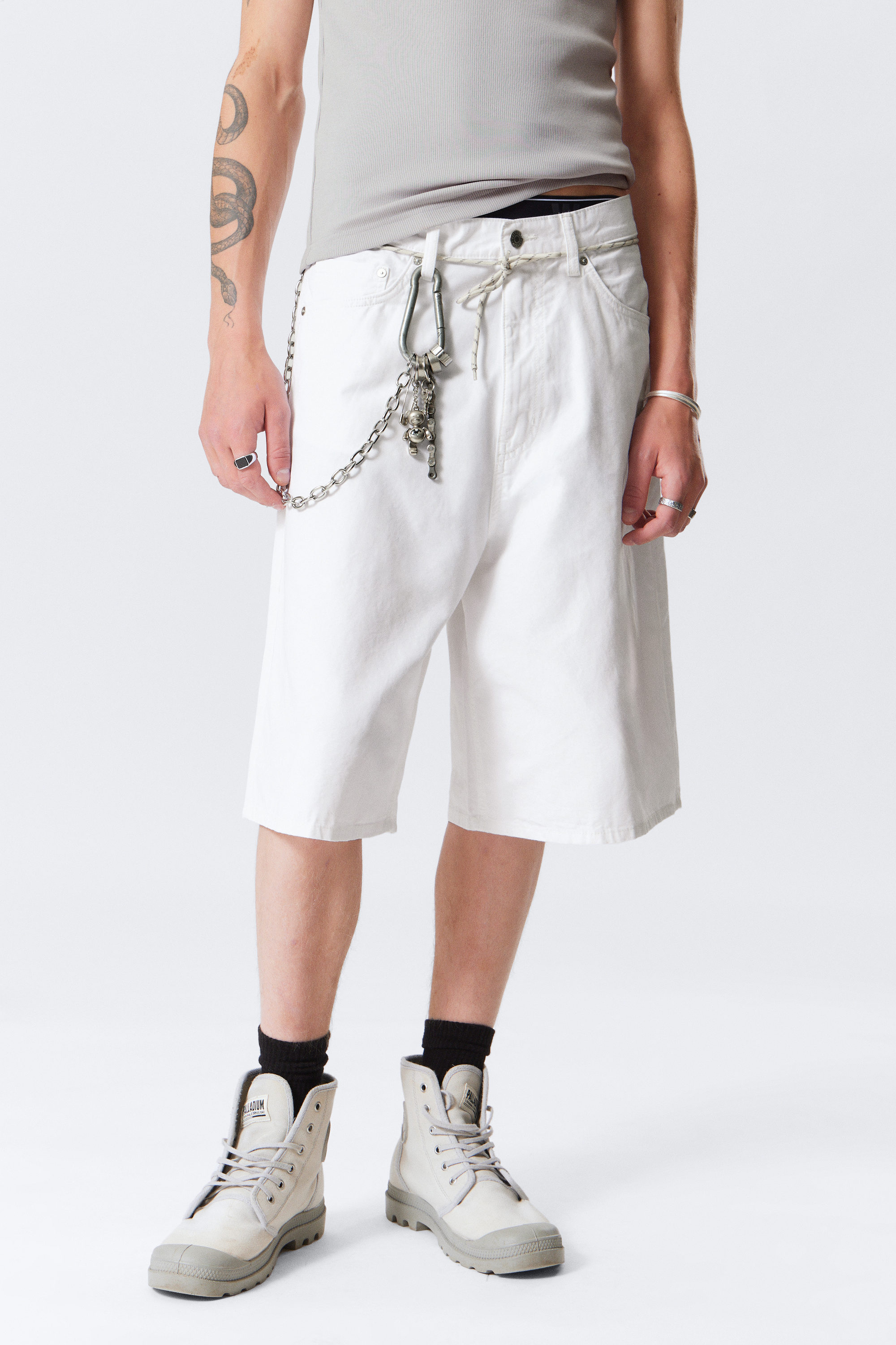 #FFFFFF - Astro Loose Twill Shorts - 2