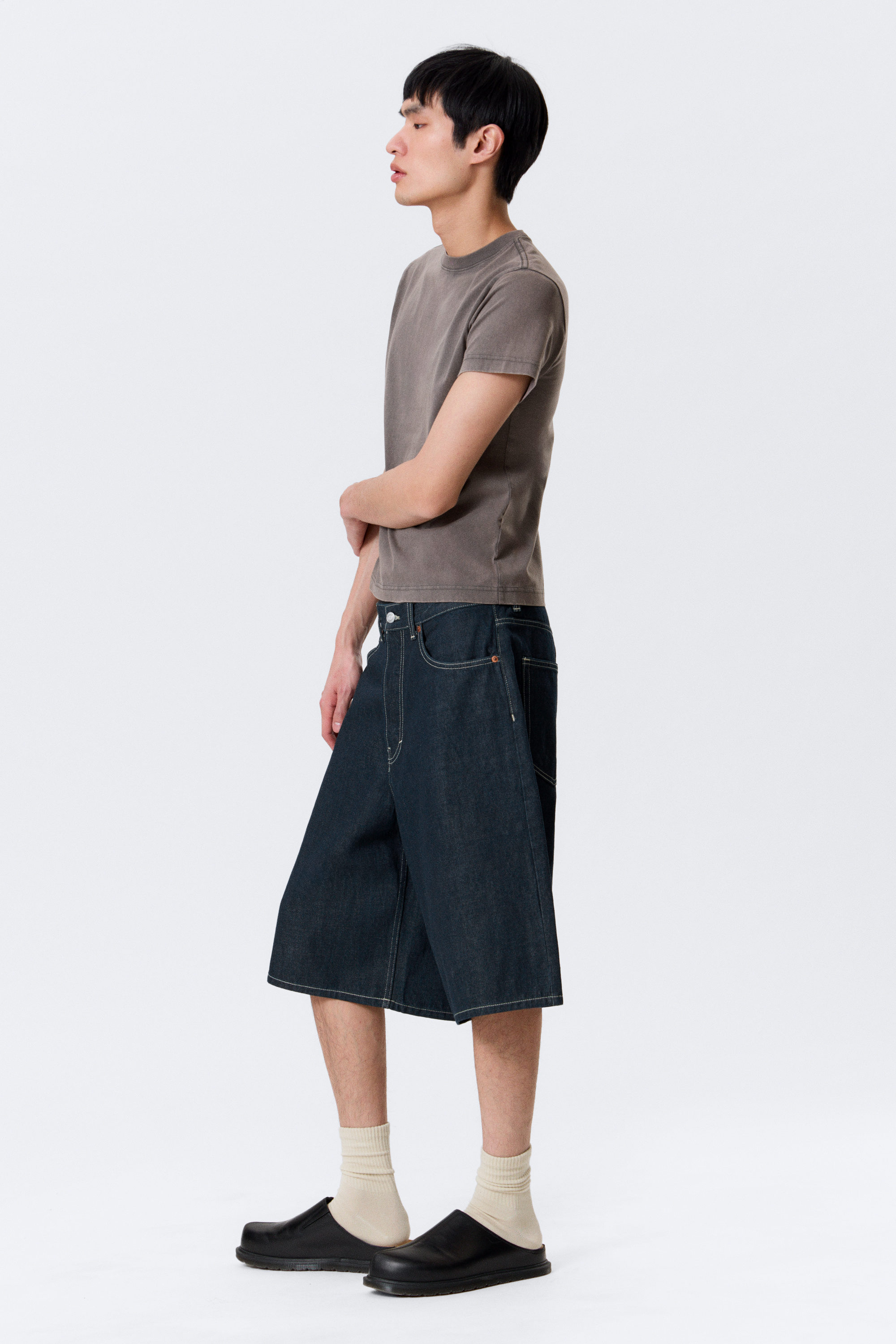 astro mid rise loose baggy denim shorts - Blue Rinse - Dark Blue