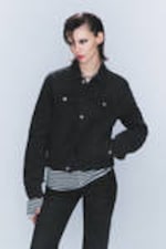 Beschichtetes Schwarz - CM x LB Schwarze, beschichtete Unisex-Jeansjacke - 0
