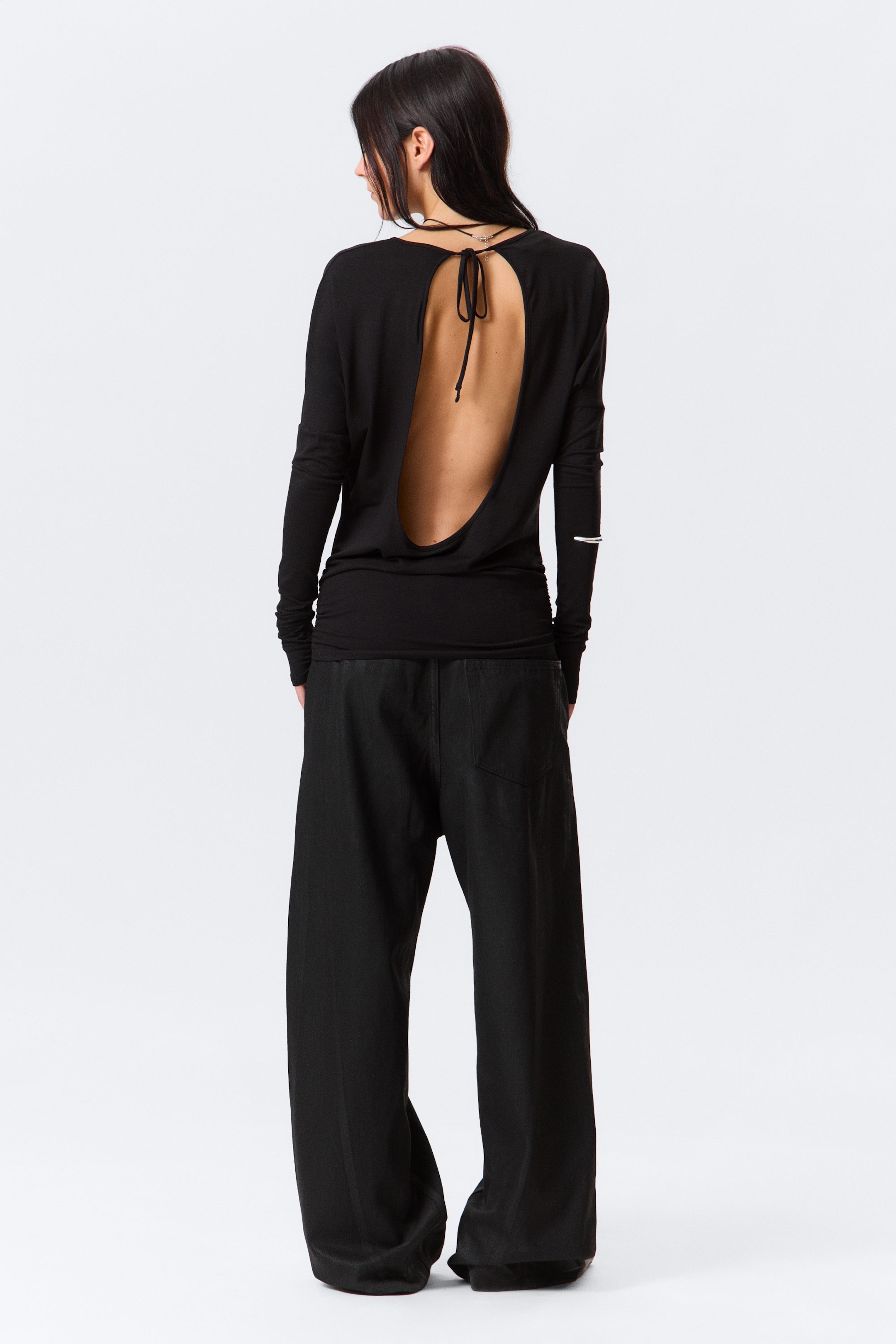 Black - Long-Sleeved Open Back Top - 2