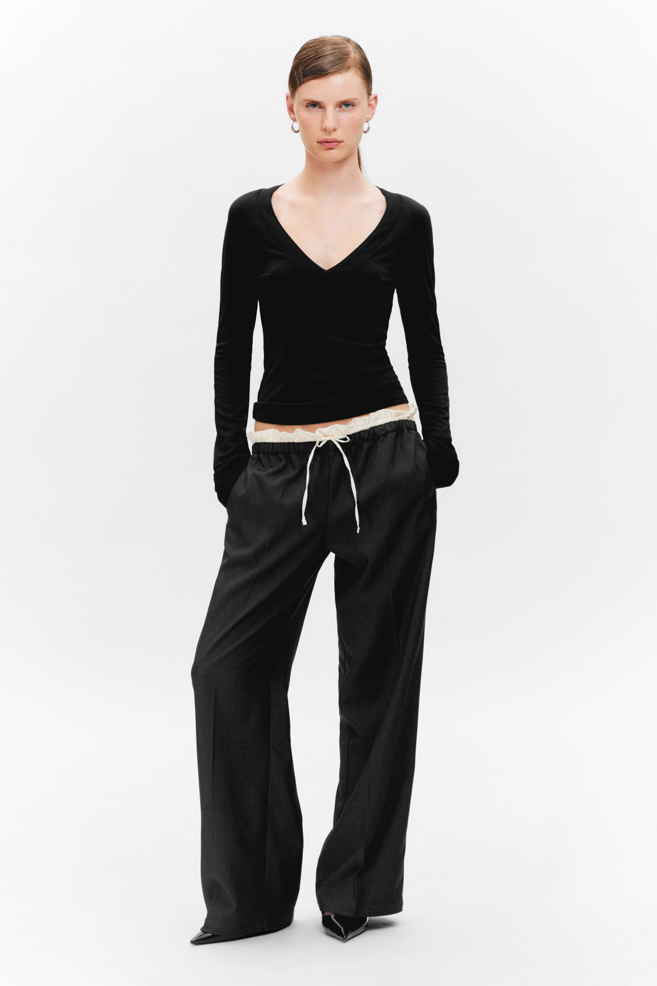 Black - Fitted Flare-Sleeved V-Neck Top - 2