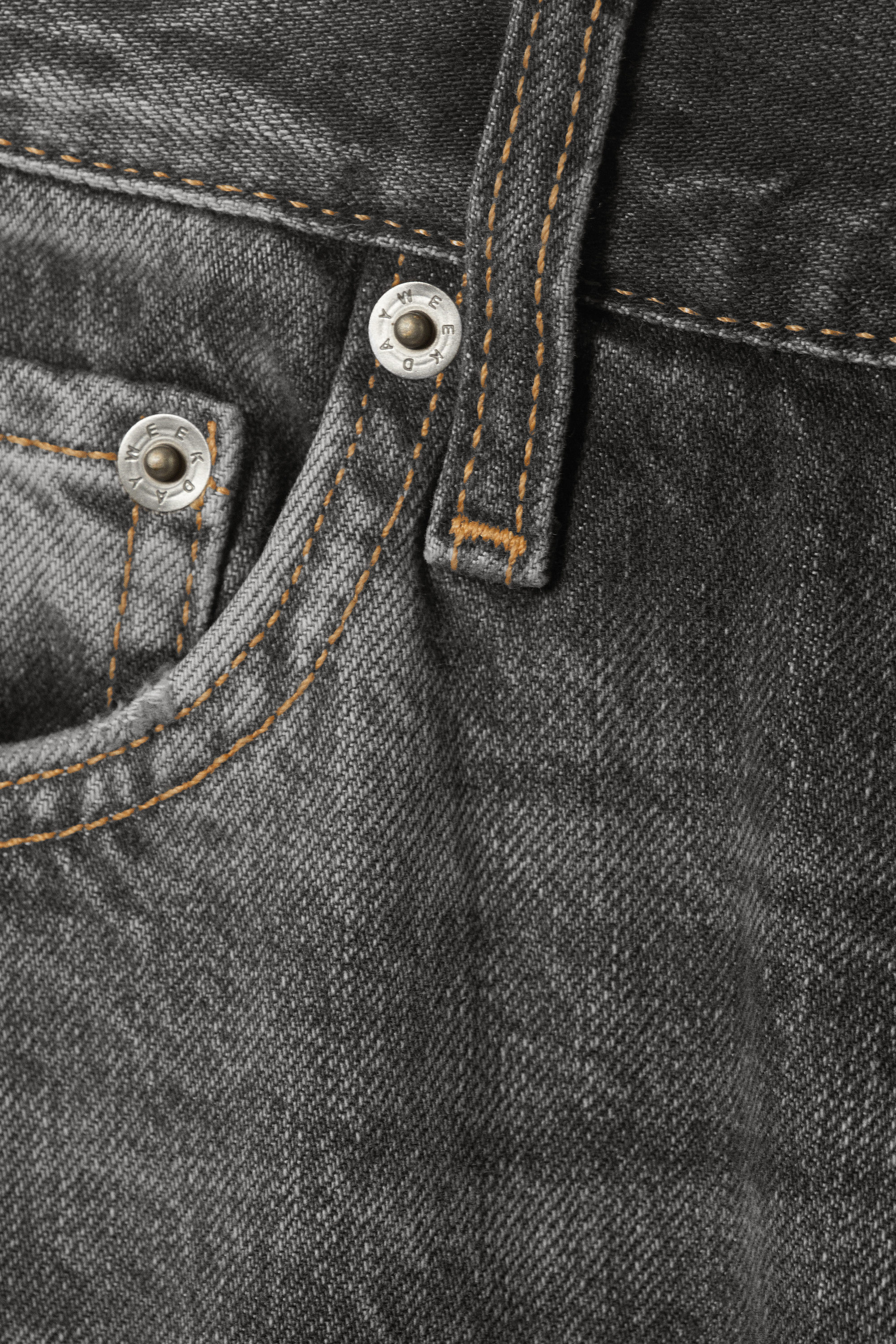 Dusky Black - Black - Meteor Low Rise Relaxed Straight Leg Jeans - 7