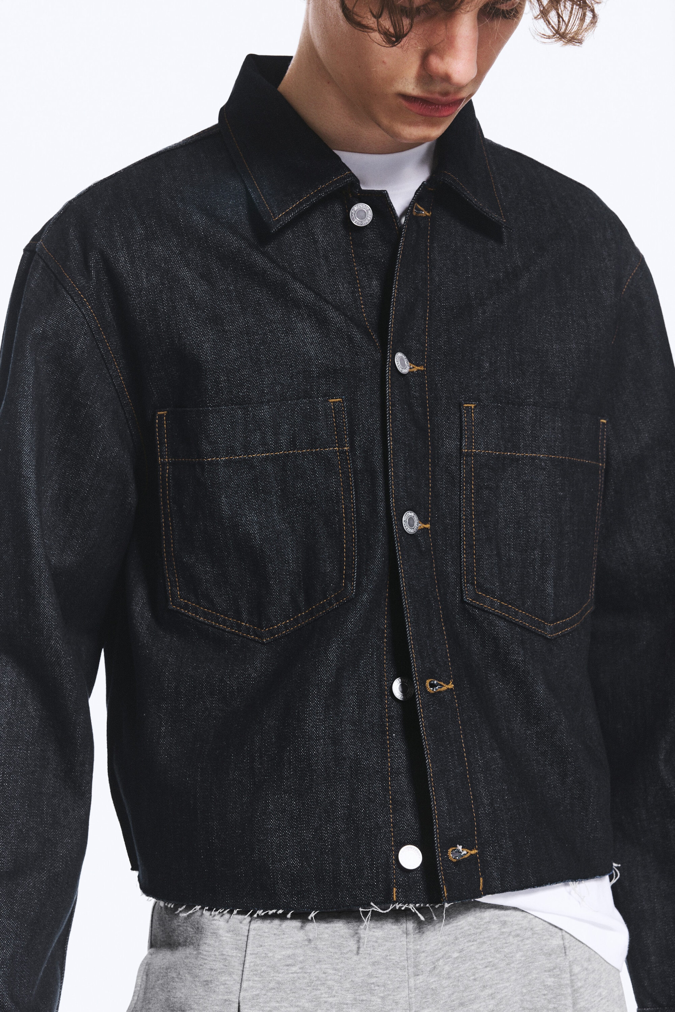 Blue Rinse/Dunkelblaues Denim - Cropped Denim-Shacket - 2