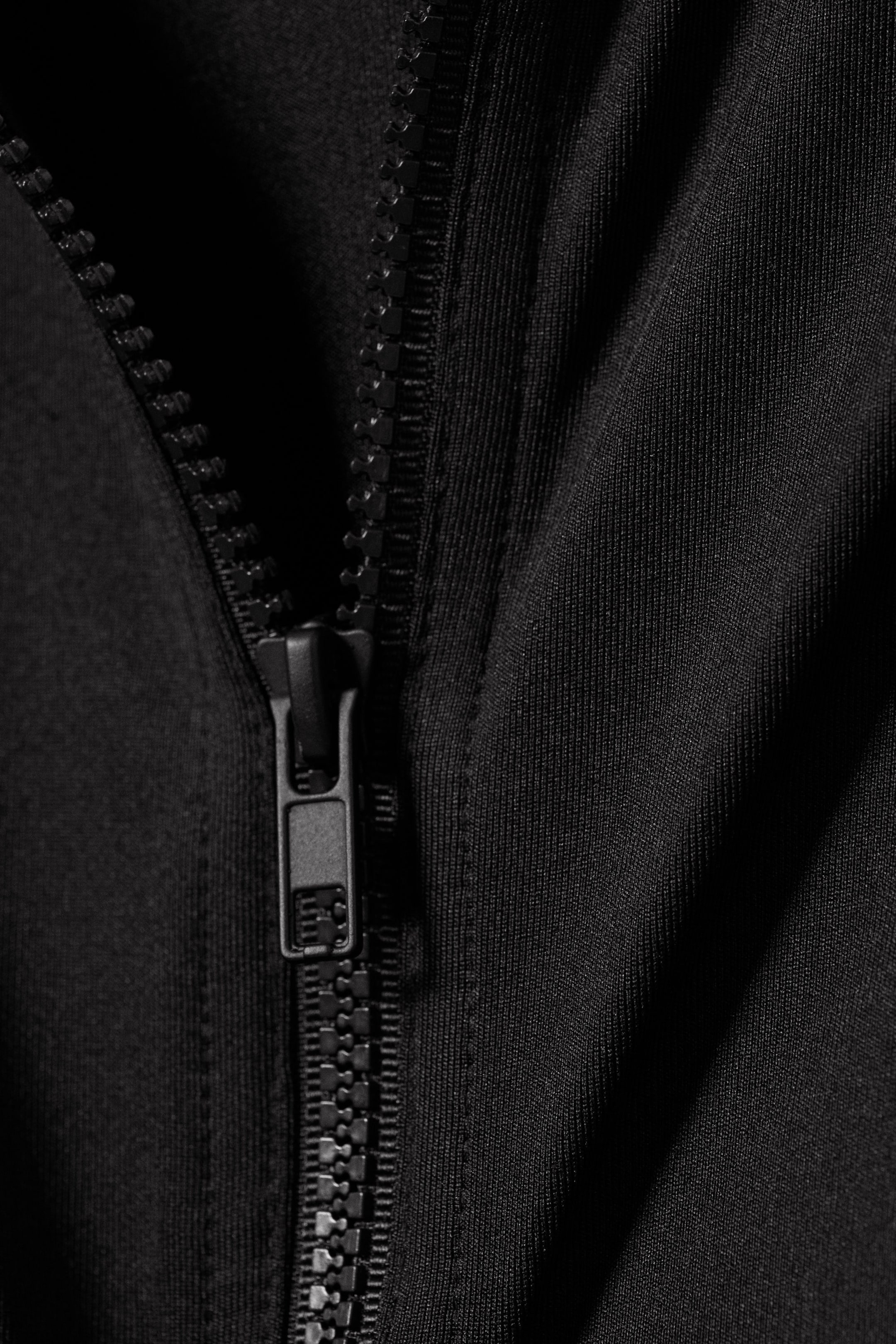 Svart - Liah Tight Zip Hoodie - 1