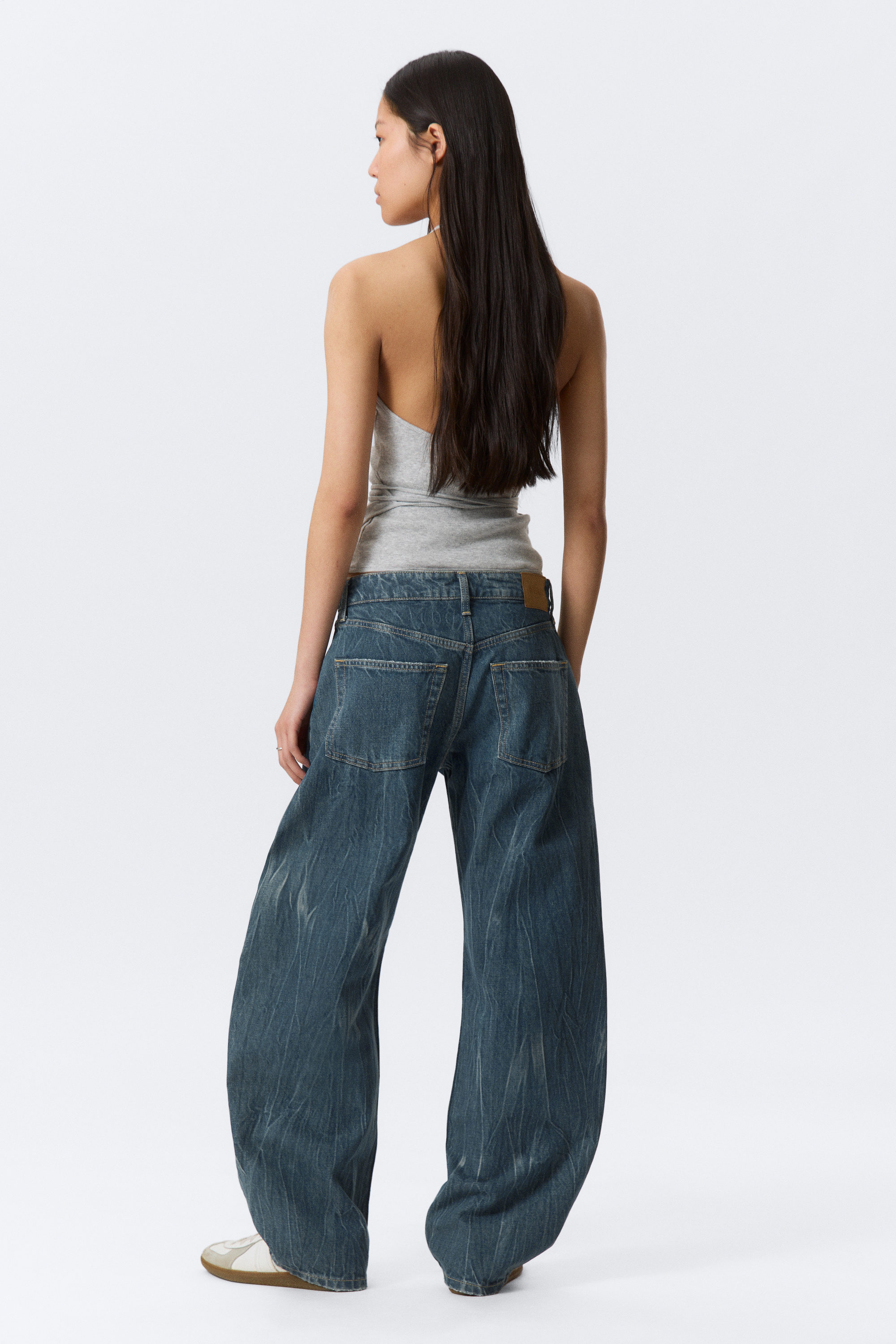 Gnarly Blue - Mittelblau - Abell Mid Waist Regular Barrel Leg Jeans - 3