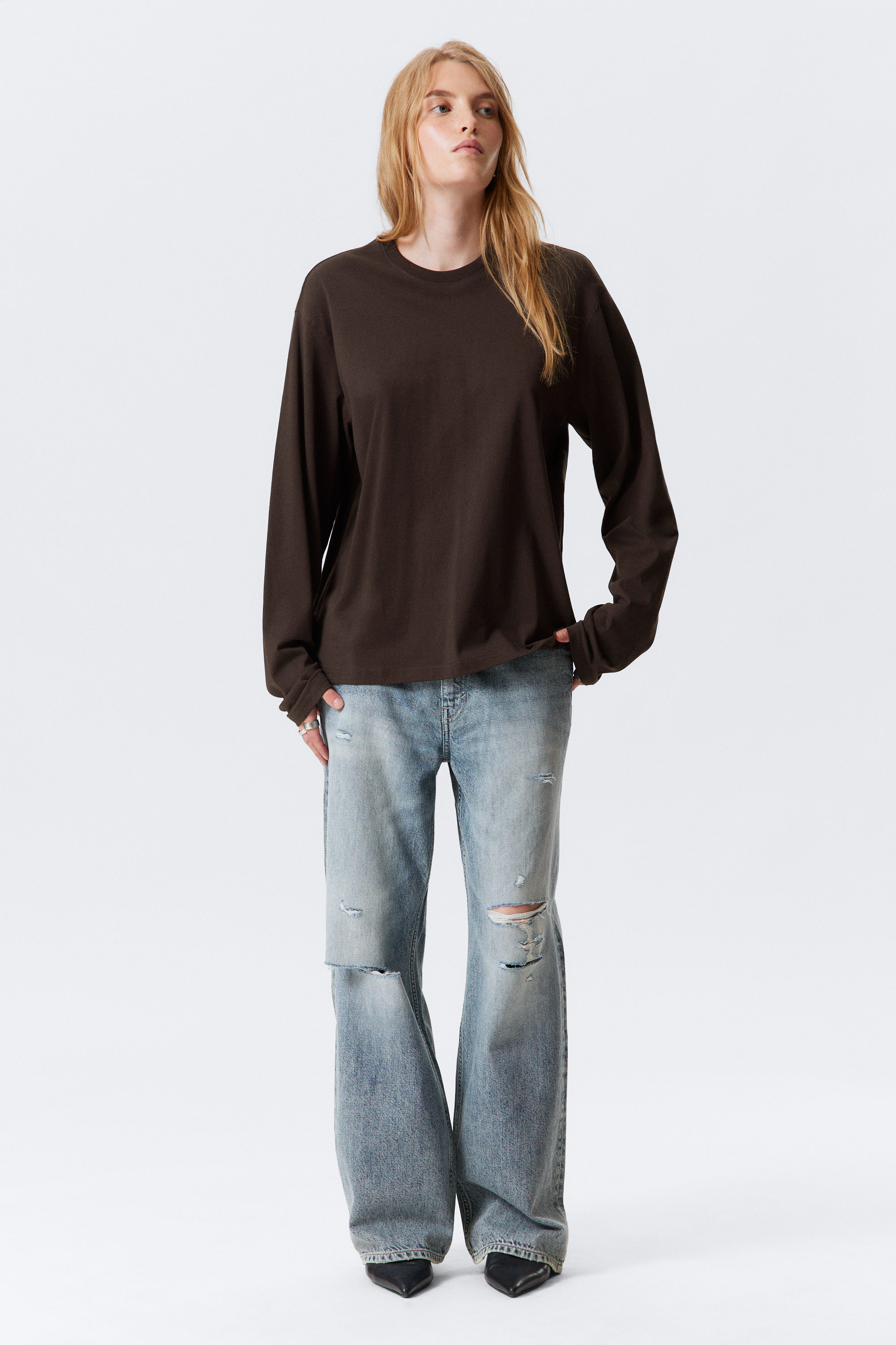 Dark Brown - Long-Sleeved Boxy Cotton T-shirt - 2
