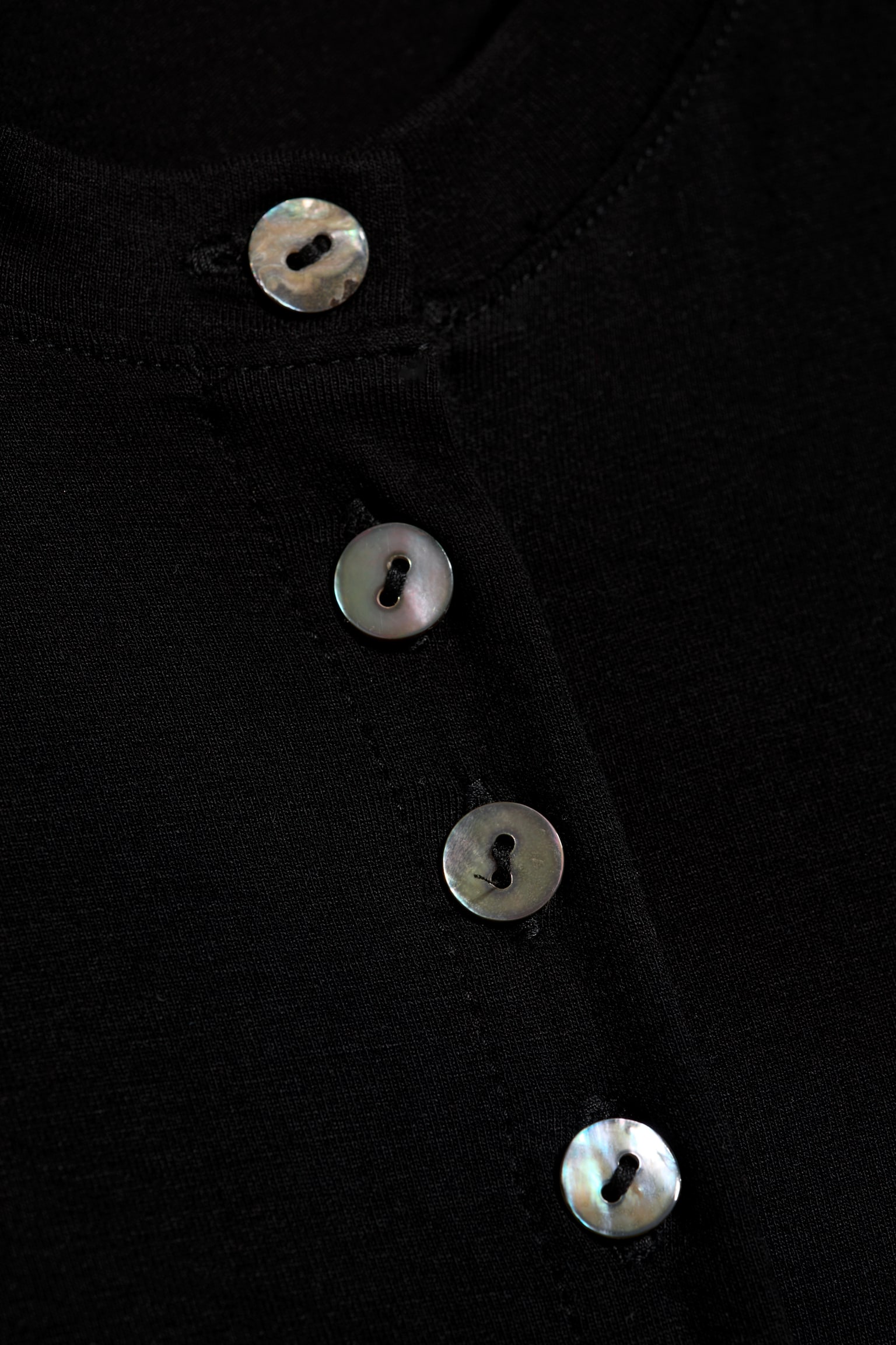 Τοπ Με Μαργαριταρένια Κουμπιά - Μαύρο - Κουμπιά Μαργαριταριού/Λευκό - Κουμπιά-Πέρλες - 6