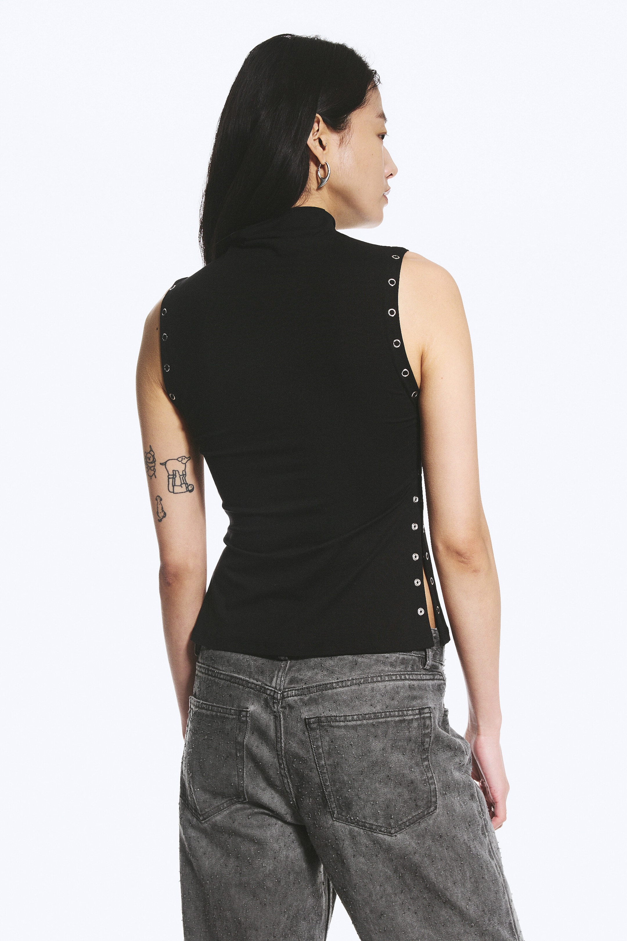 Black - Fitted Snap-Button Mock-Neck Top - 3