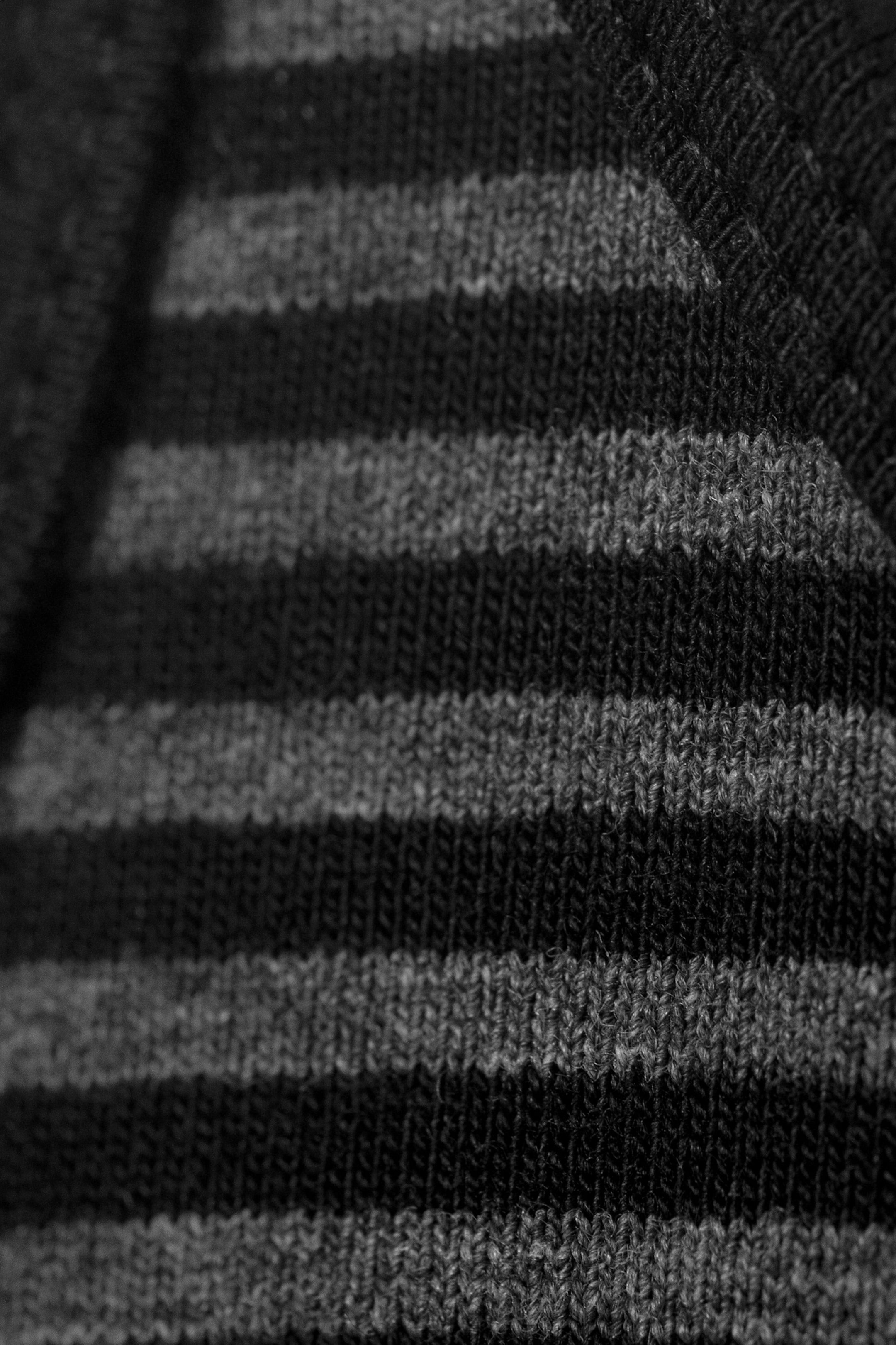 Black & Grey Stripes - Fitted Strappy Scoop Neck Singlet - 1