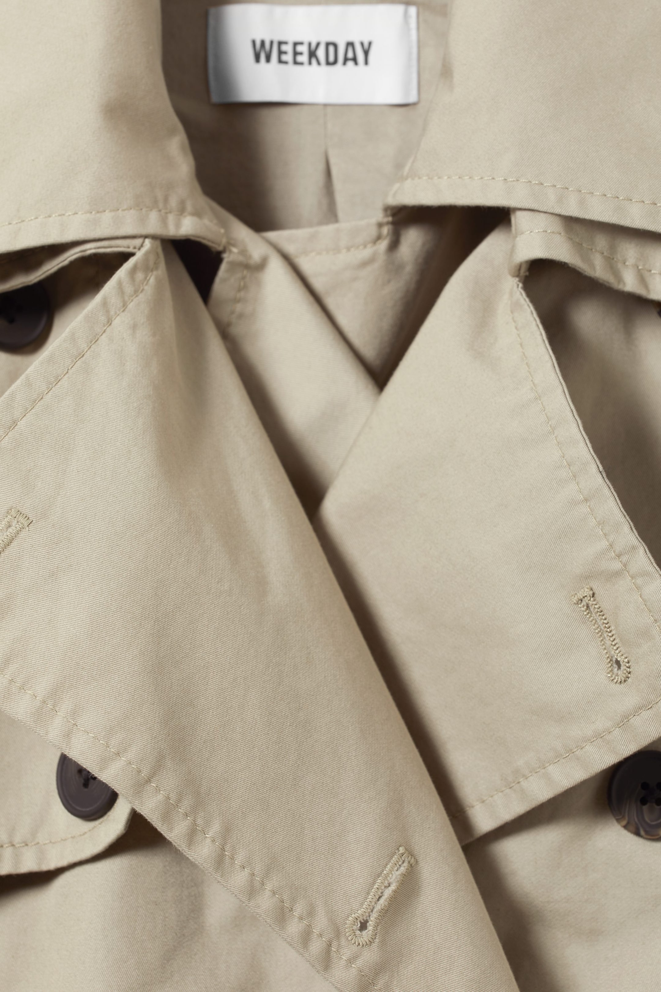 Gedecktes, helles Khaki - Trenchcoat Isolde - 4
