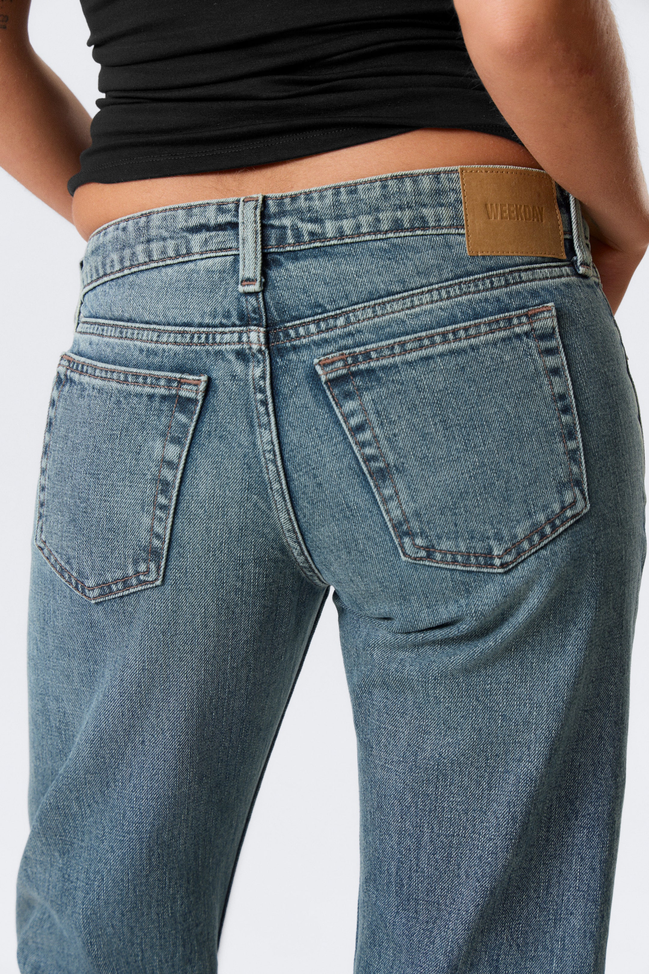 Second Blue – Medium Blue - Arrow Low Rise Regular Straight Leg Jeans - 4