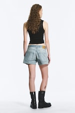 Port Blue - Bleu clair - Duchess Short en jean taille basse - 2