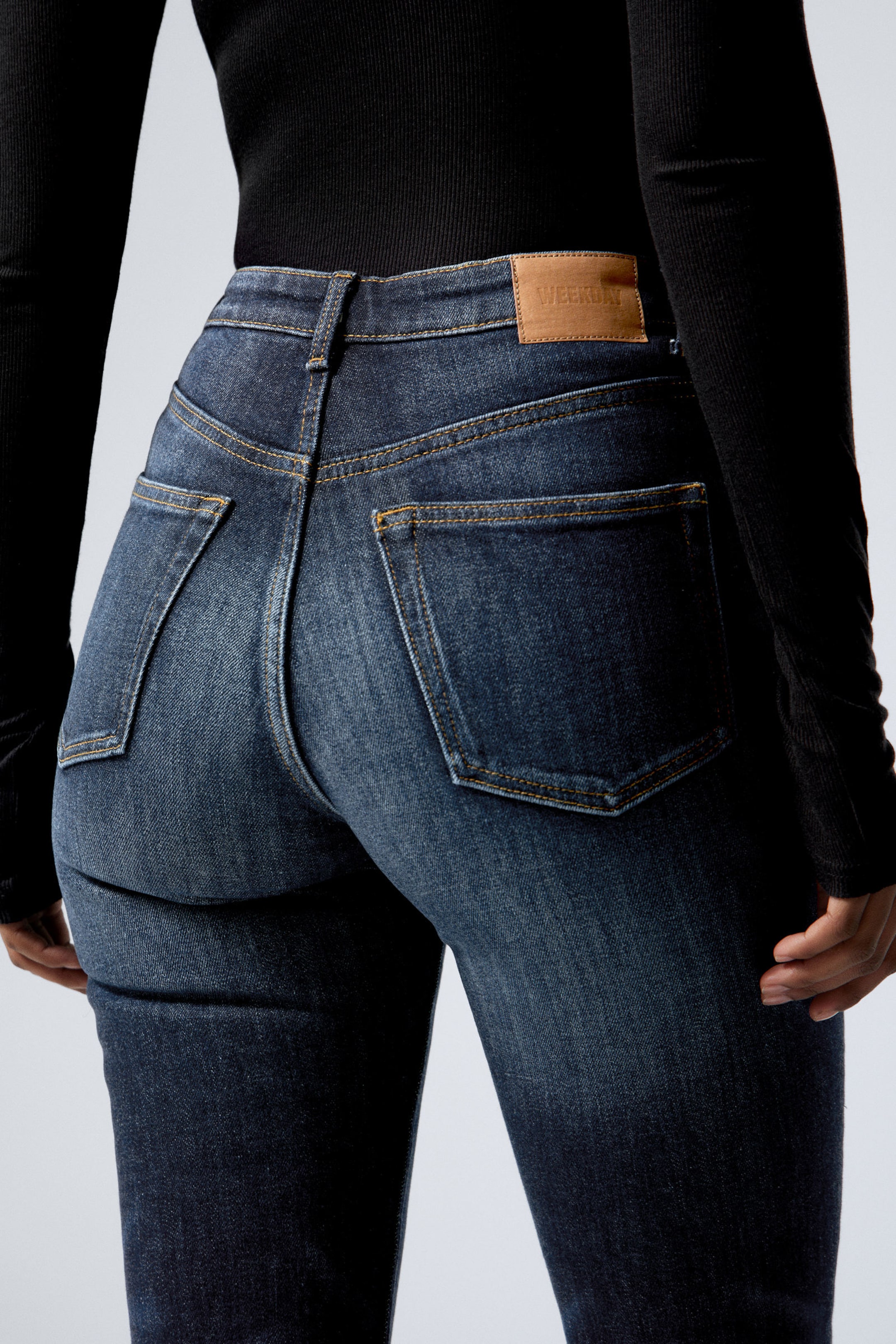 Vein Blue - Dark Blue - Glow Curve High Waisted Regular Flared Leg Jeans - 4