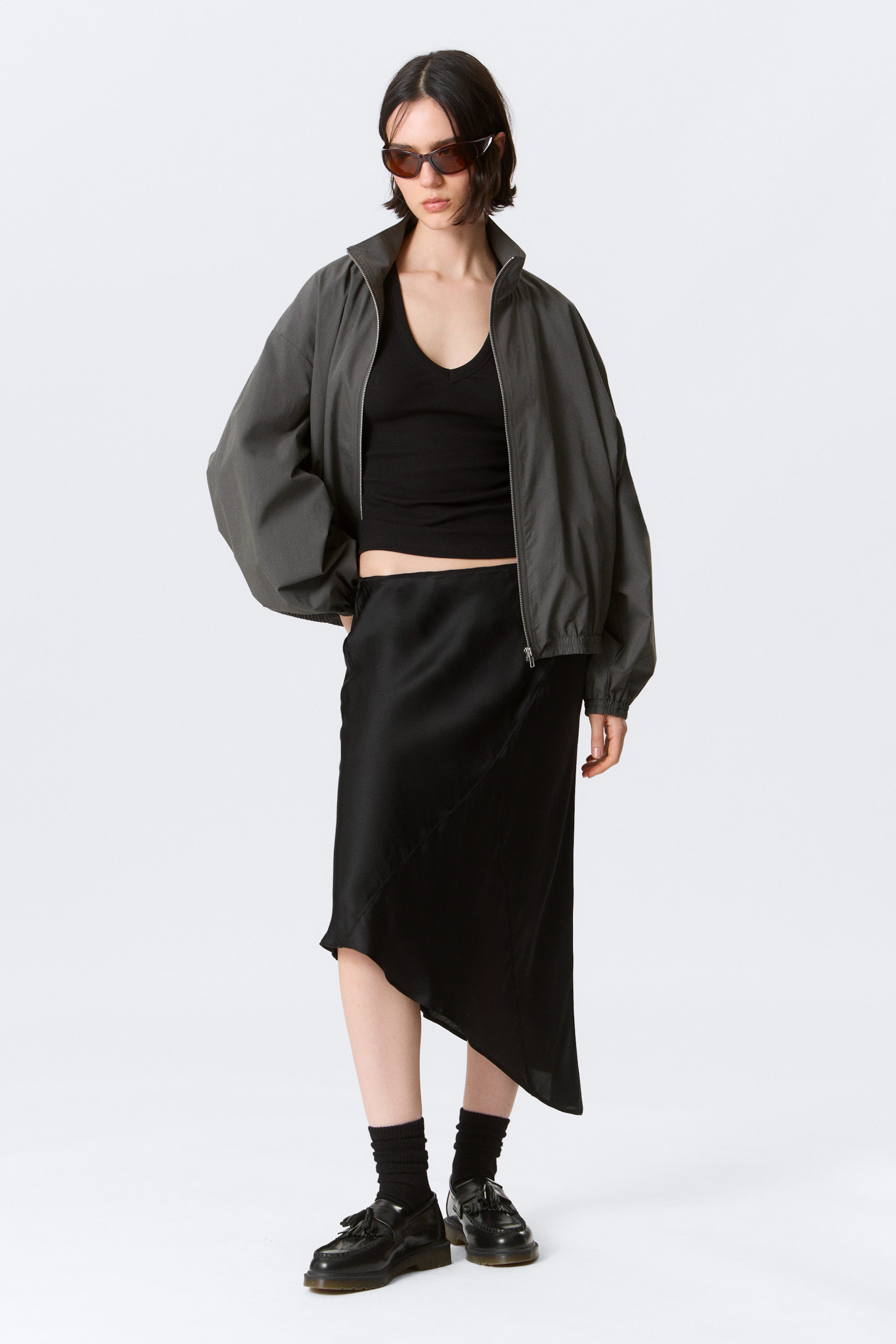Black - Low Rise Satin Midi Skirt - 0