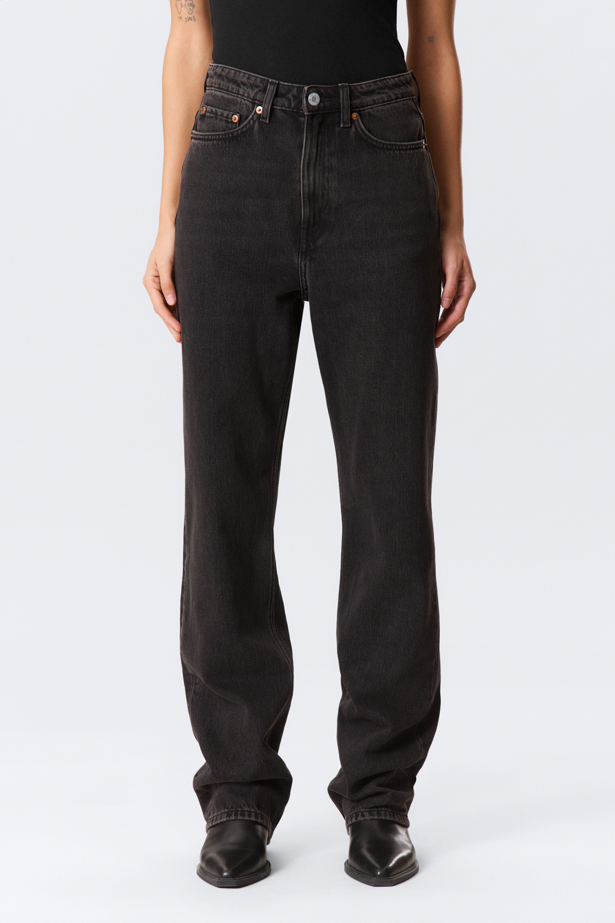 Zobacz większy obraz: Rowe Super High Waisted Regular Straight Leg Jeans - Echo Black - Black - ONA | H&M PL 2