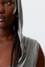 Gris chiné - Top drapé à capuche sans manches en lyocell - 1