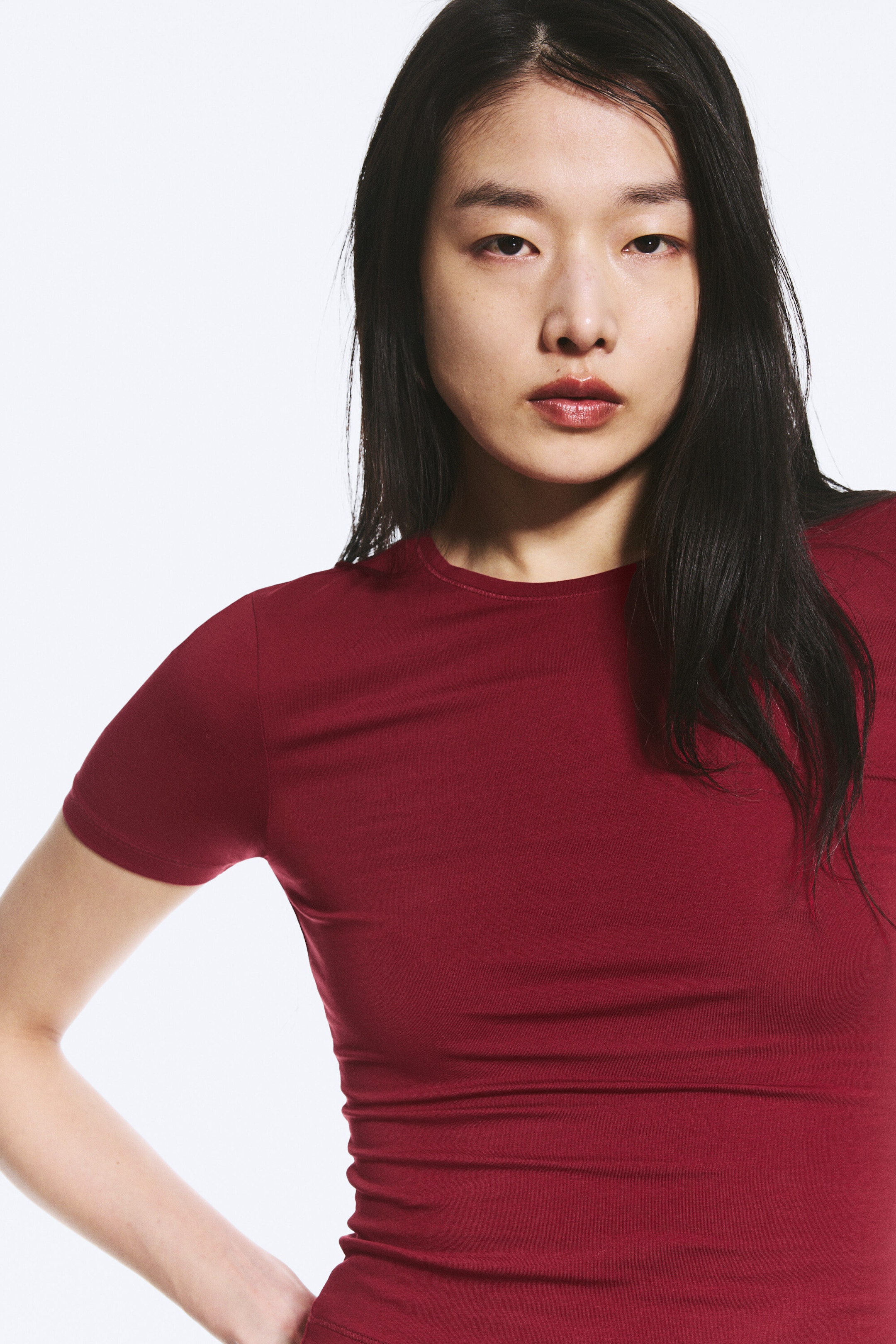 Dark Red - Slim Fitted T-shirt - 2