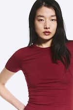 Dark Red - Slim Fitted T-shirt - 2