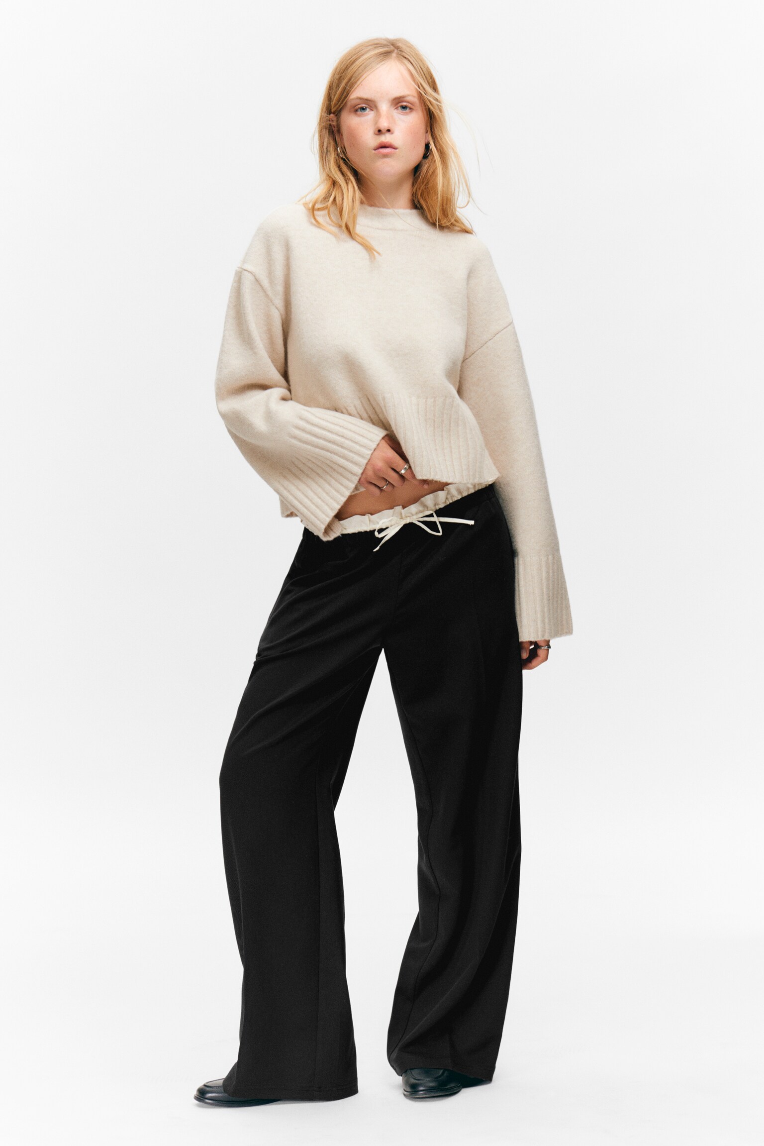 Knitted Oversized Sweater - Dusty White/Light Dusty Pink/Dark Brown - 3