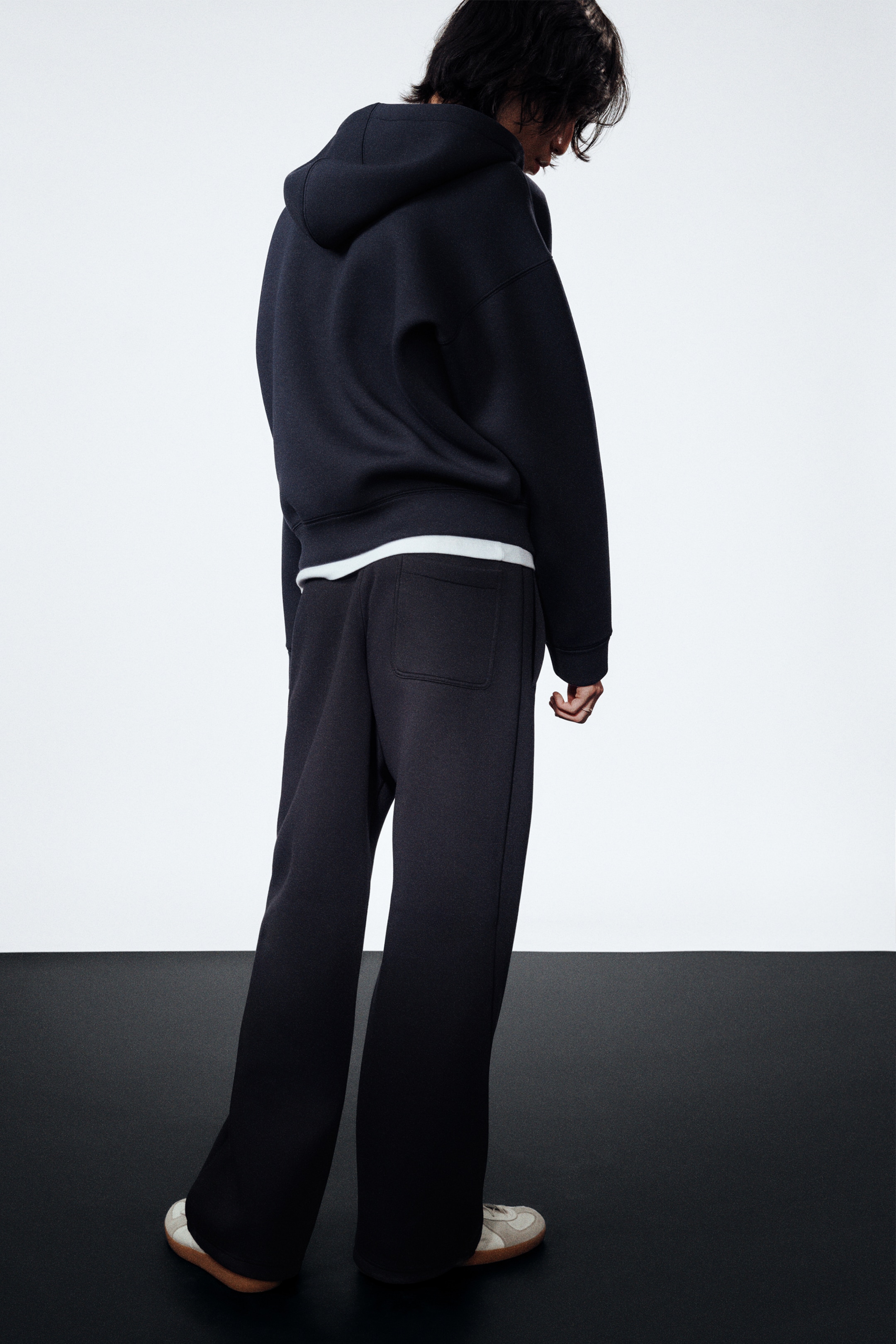 Se større billede: Løstsiddende scuba-sweatpants - Mørk marineblå - HERRE | H&M DK 4