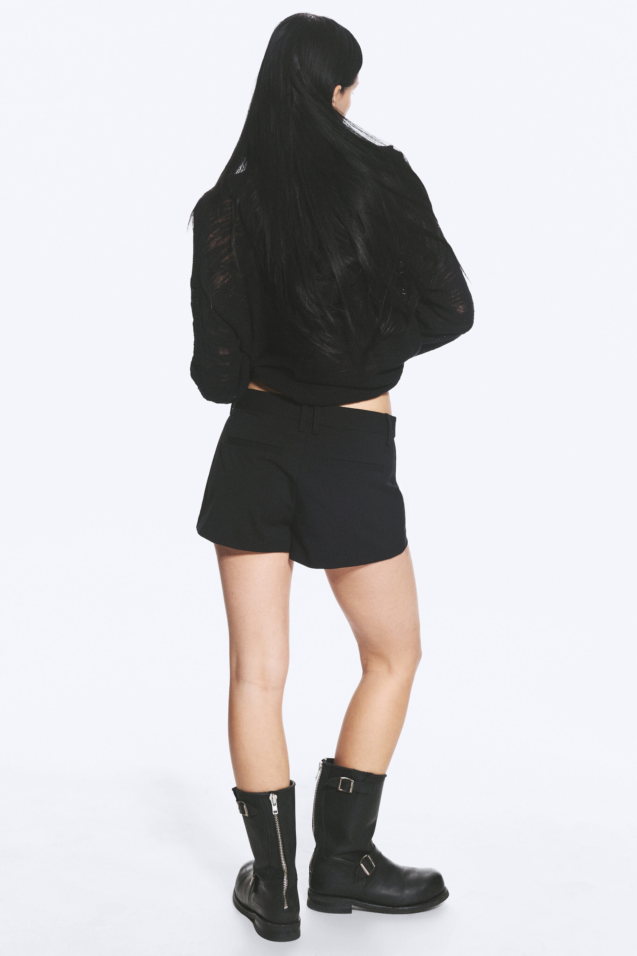 Black - Low Waist Mini Suiting Shorts - 3